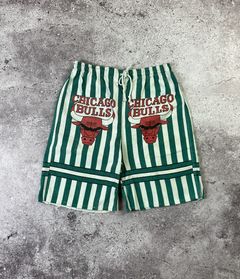 Green bulls outlet shorts