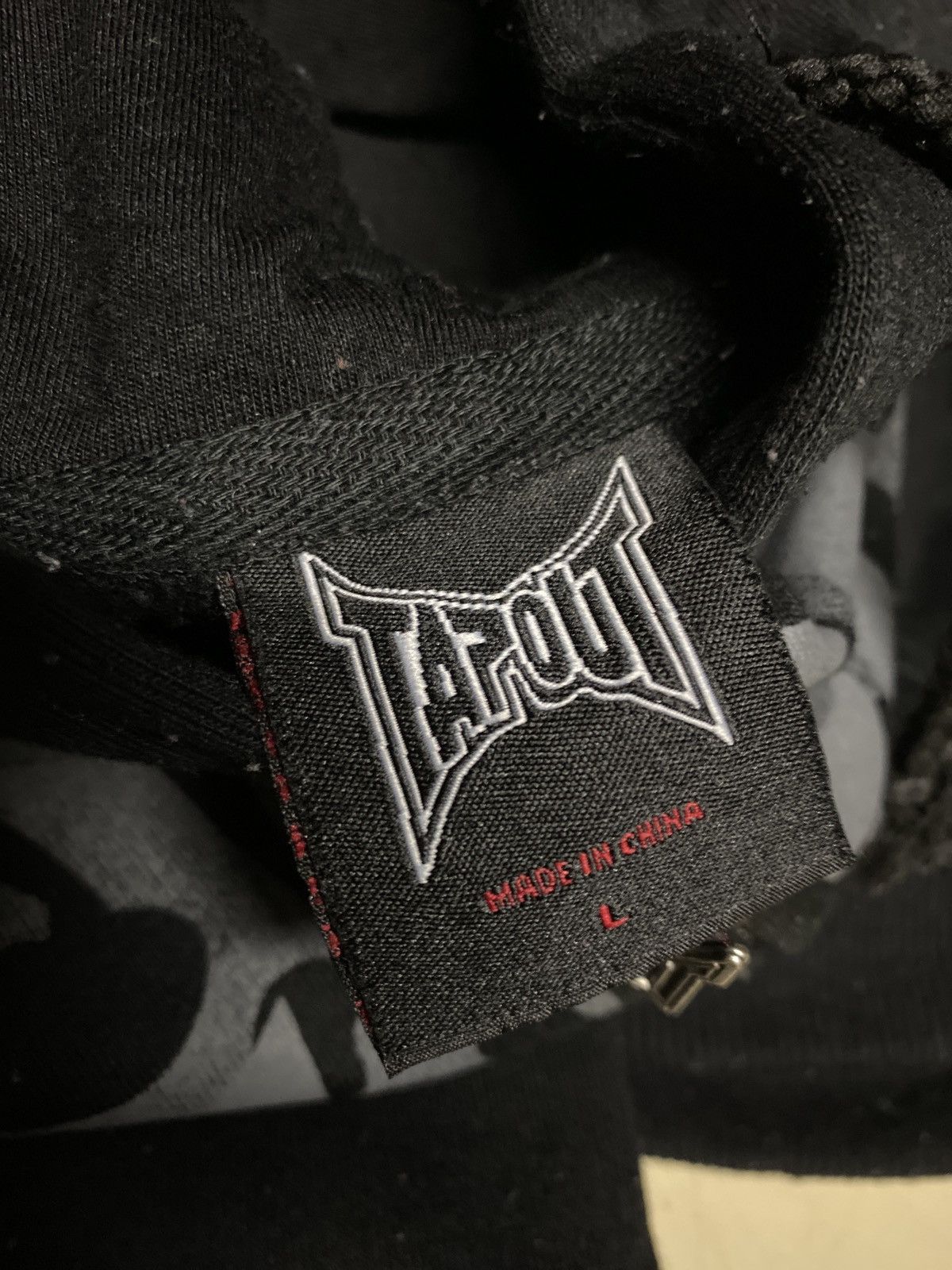 Other TAP OUT BIG LOGO HODDIES NICE DESIGN Size US L / EU 52-54 / 3 - 6 Thumbnail