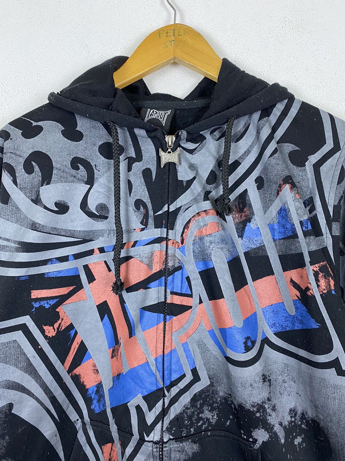 Other TAP OUT BIG LOGO HODDIES NICE DESIGN Size US L / EU 52-54 / 3 - 3 Thumbnail