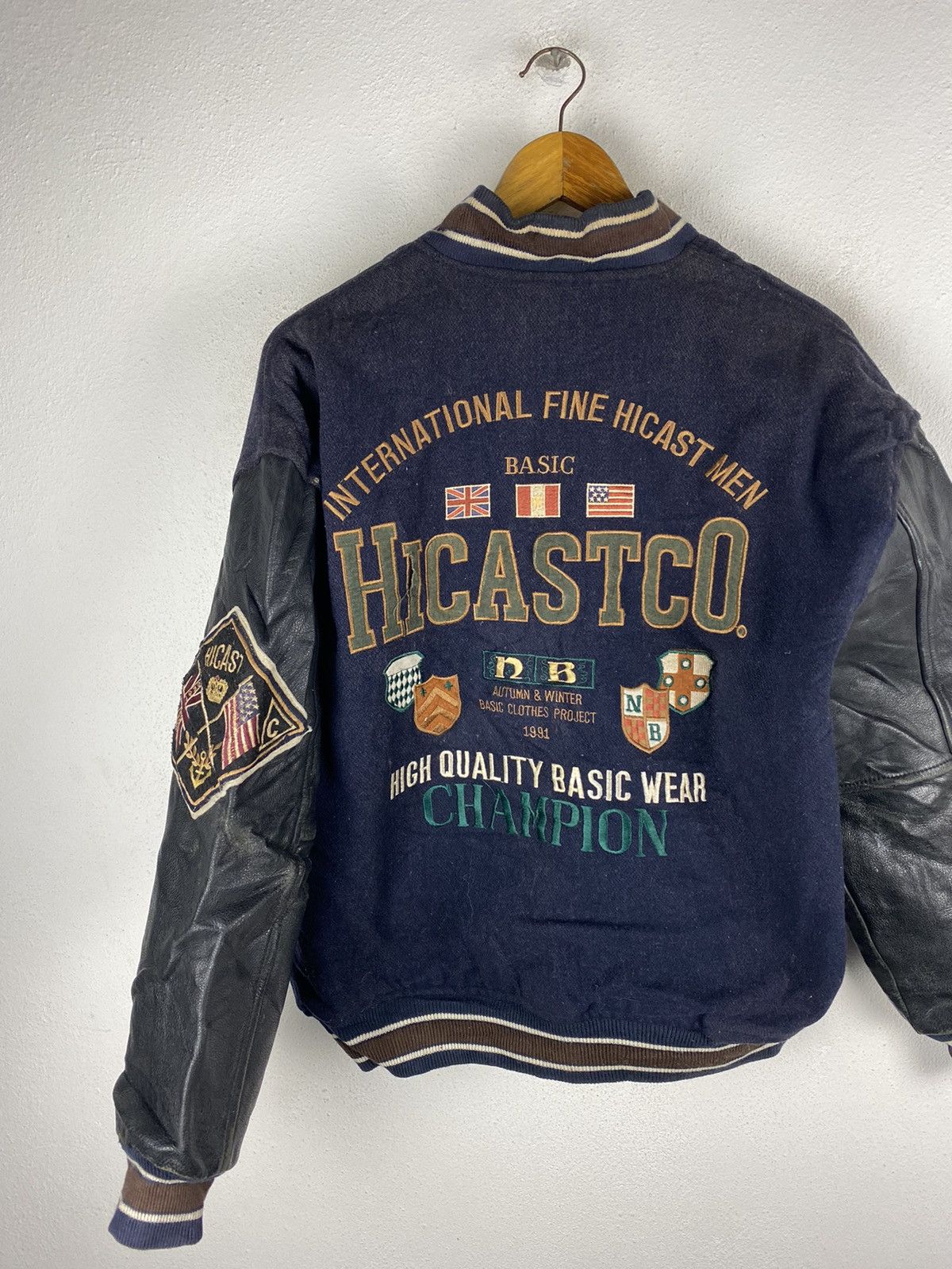 Other HICASTCO VINTAGE VARSITY JACKET LEATHER SLEEVE Size US L / EU 52-54 / 3 - 4 Thumbnail