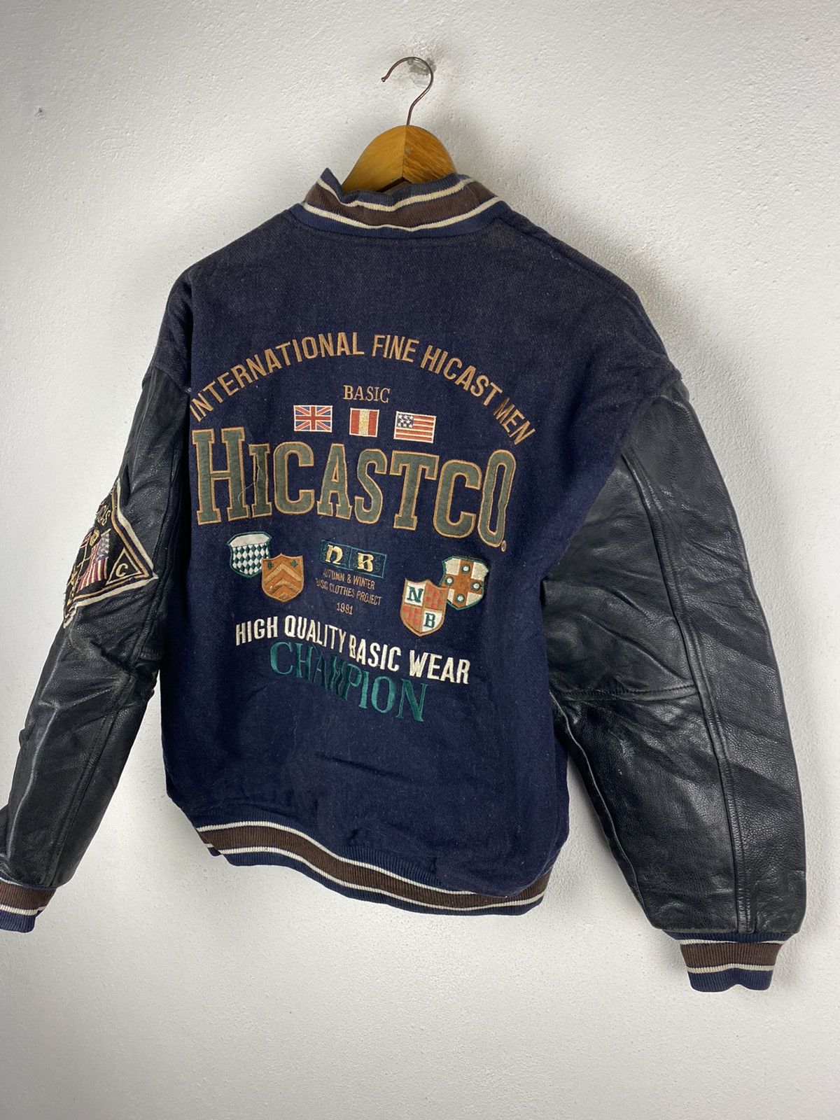 Other HICASTCO VINTAGE VARSITY JACKET LEATHER SLEEVE Size US L / EU 52-54 / 3 - 5 Thumbnail