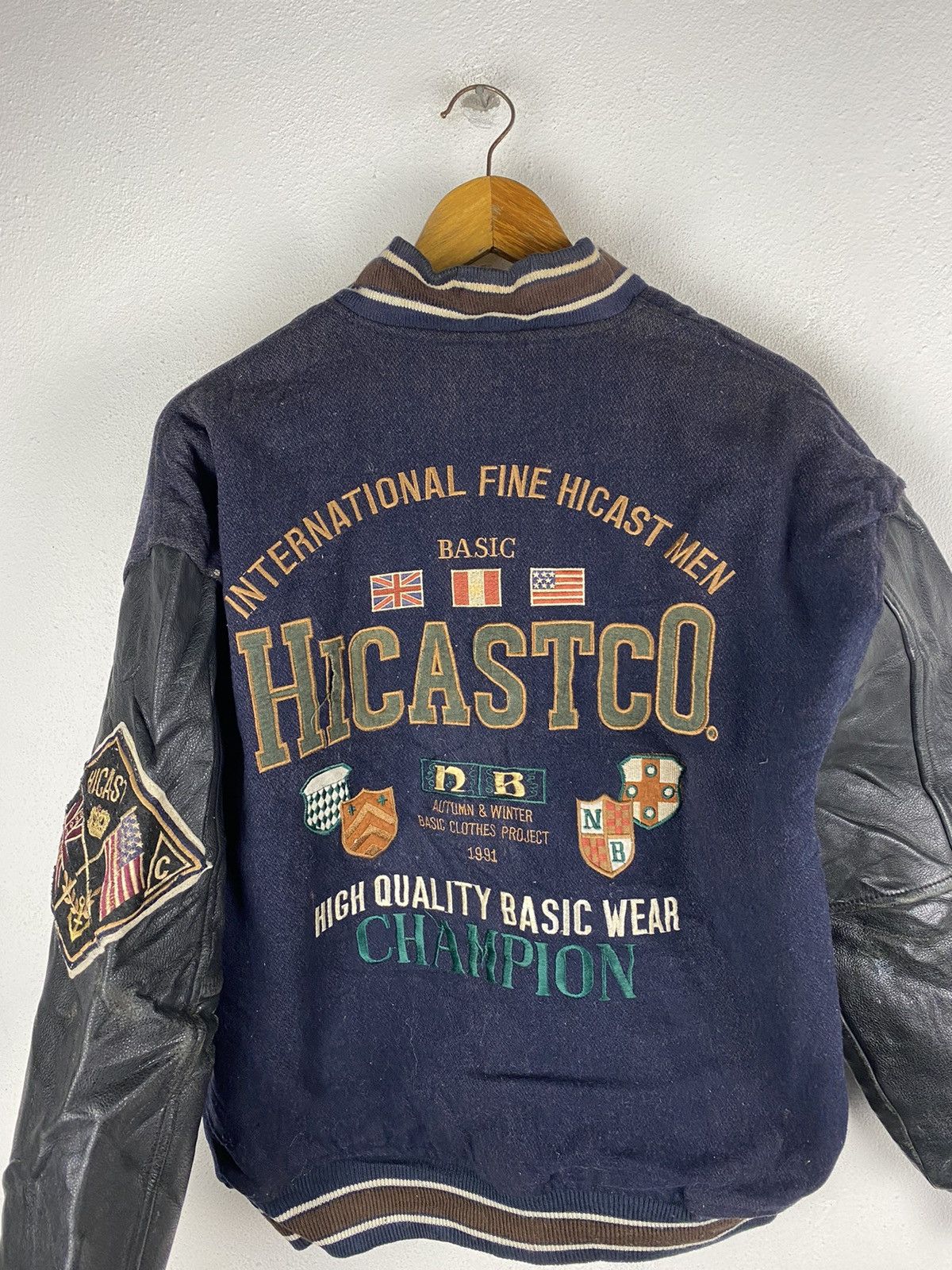 Other HICASTCO VINTAGE VARSITY JACKET LEATHER SLEEVE Size US L / EU 52-54 / 3 - 6 Thumbnail