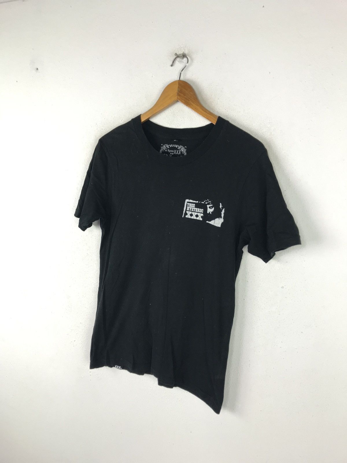 Designer × Hysteric Glamour Hysteric XXX x T. Noguchi 2015 Gothic Cross Graphic T-Shirt Size US S / EU 44-46 / 1 - 7 Thumbnail
