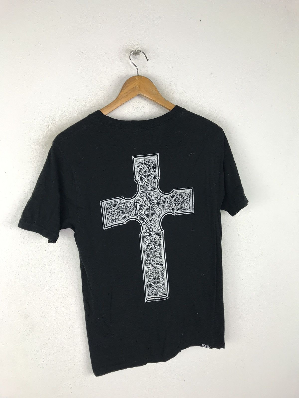 Designer × Hysteric Glamour Hysteric XXX x T. Noguchi 2015 Gothic Cross Graphic T-Shirt Size US S / EU 44-46 / 1 - 3 Thumbnail