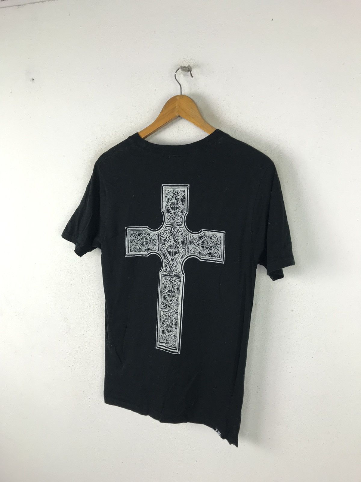 Designer × Hysteric Glamour Hysteric XXX x T. Noguchi 2015 Gothic Cross Graphic T-Shirt Size US S / EU 44-46 / 1 - 5 Thumbnail
