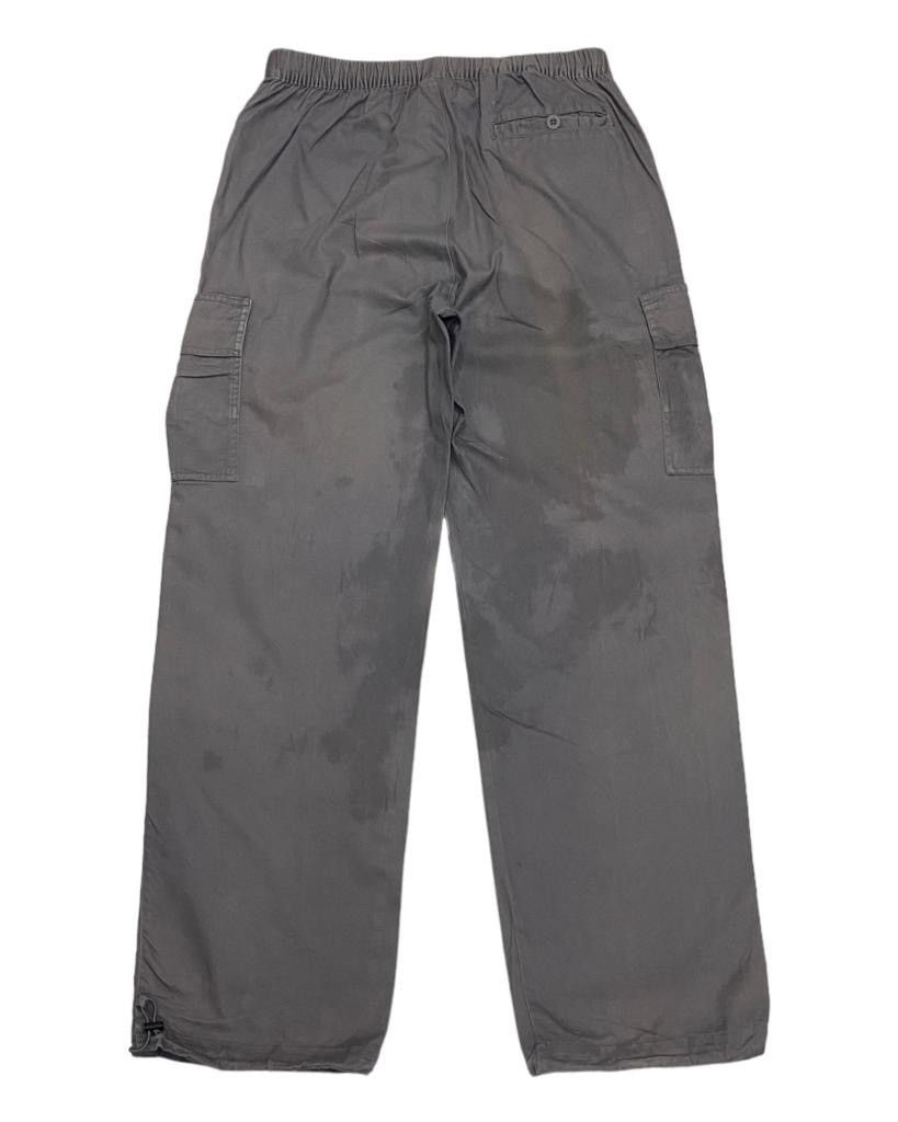 Nike THRASH🔥NIKE GREY CARGO PANTS DISTRESSED OIL STAINS Size US 30 / EU 46 - 2 Thumbnail
