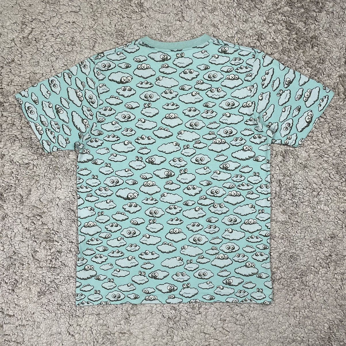 Kaws UT Kaws Fullprint T-shirt Size US L / EU 52-54 / 3 - 2 Thumbnail
