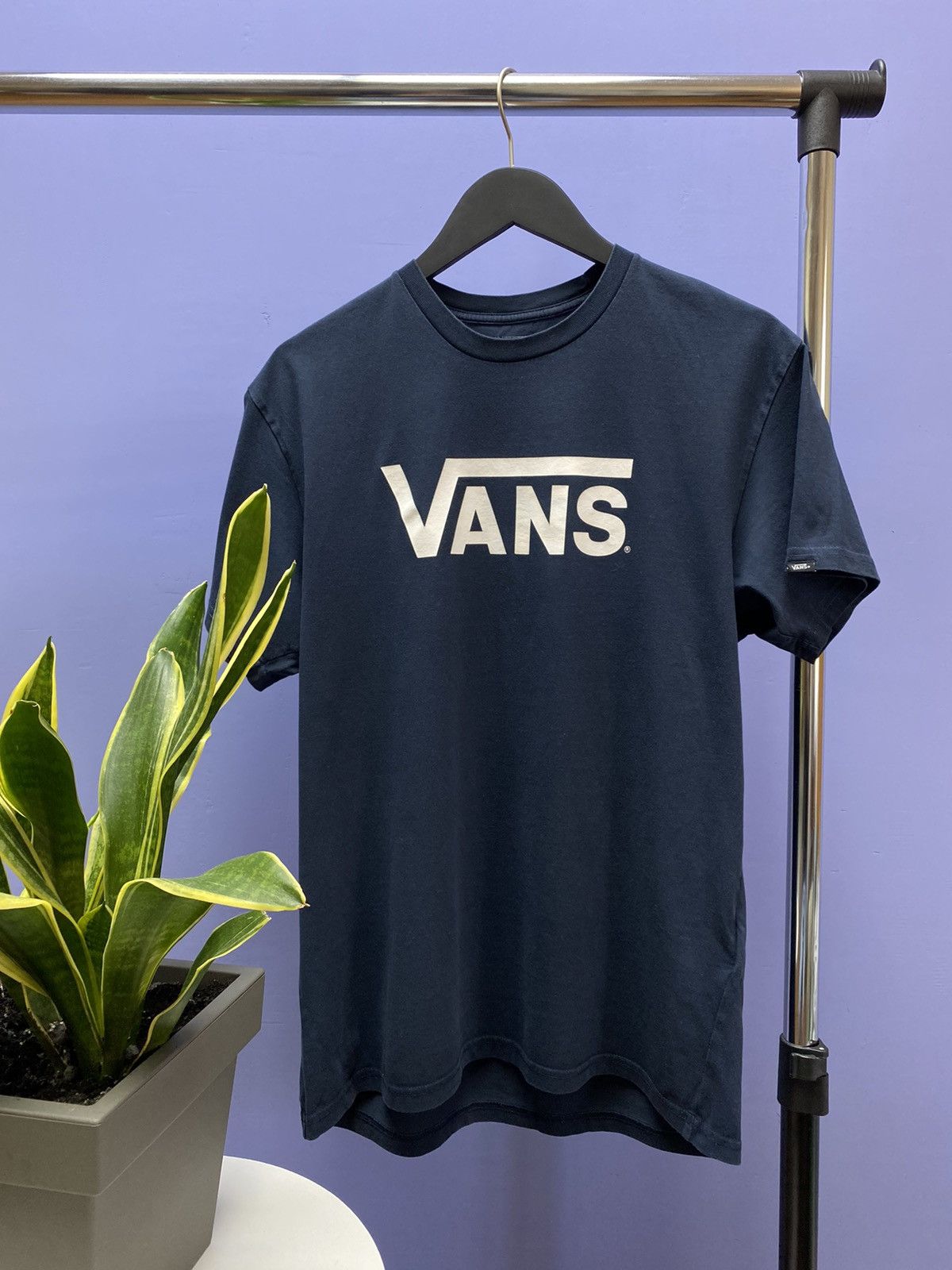 Vans Vans OF The Wall Big Logo T shirt Size US L / EU 52-54 / 3 - 1 Thumbnail