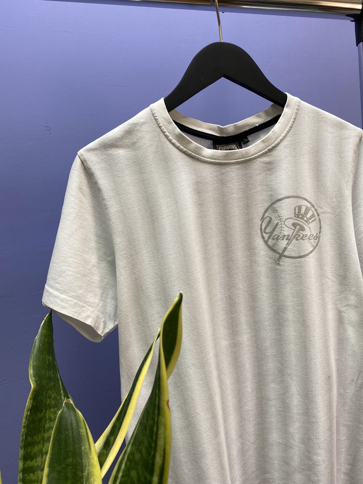 MLB New York Yankees Majestic White T Shirt Size US L / EU 52-54 / 3 - 7 Thumbnail