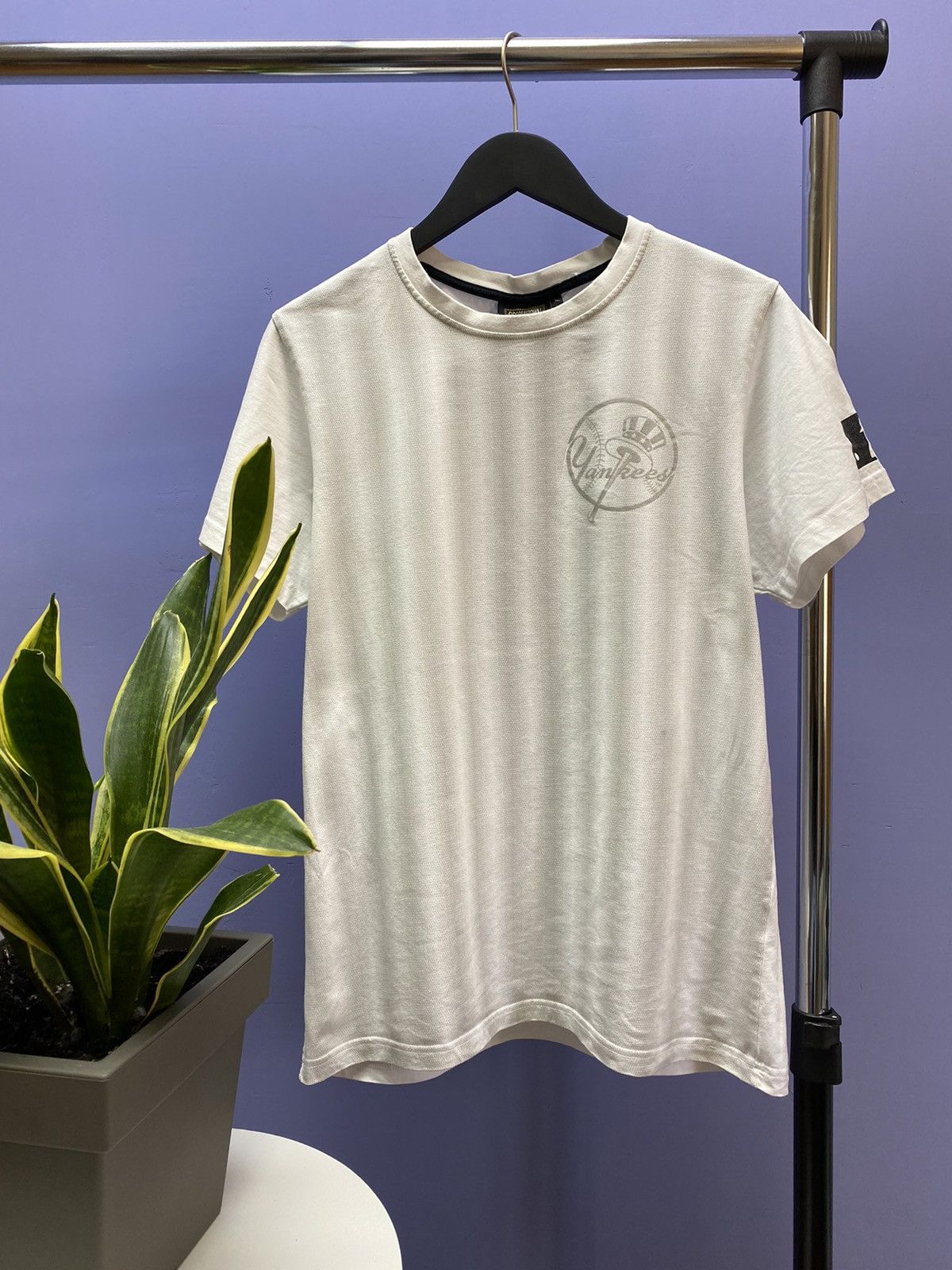 MLB New York Yankees Majestic White T Shirt Size US L / EU 52-54 / 3 - 1 Thumbnail