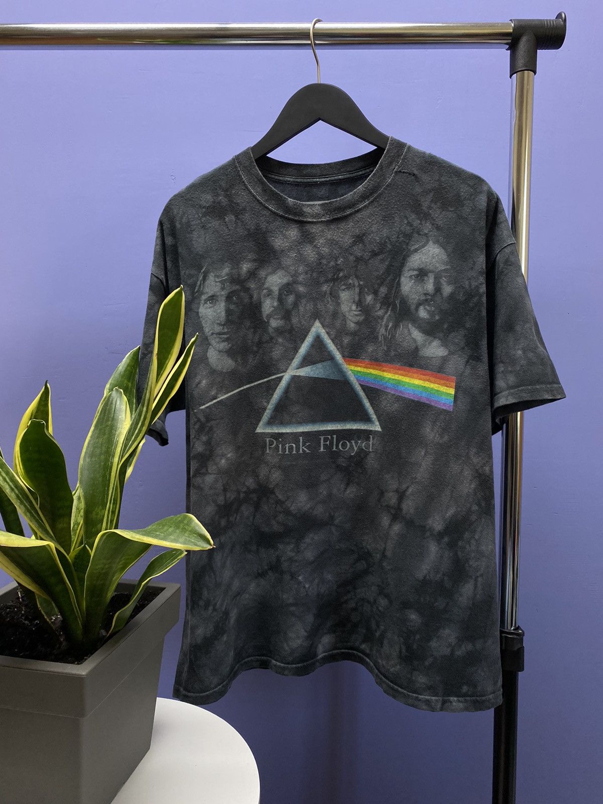Band Tees Pink Floyd The Dark Side Of The Moon 2009 Tie Dye T Shirt Size US XL / EU 56 / 4 - 1 Thumbnail