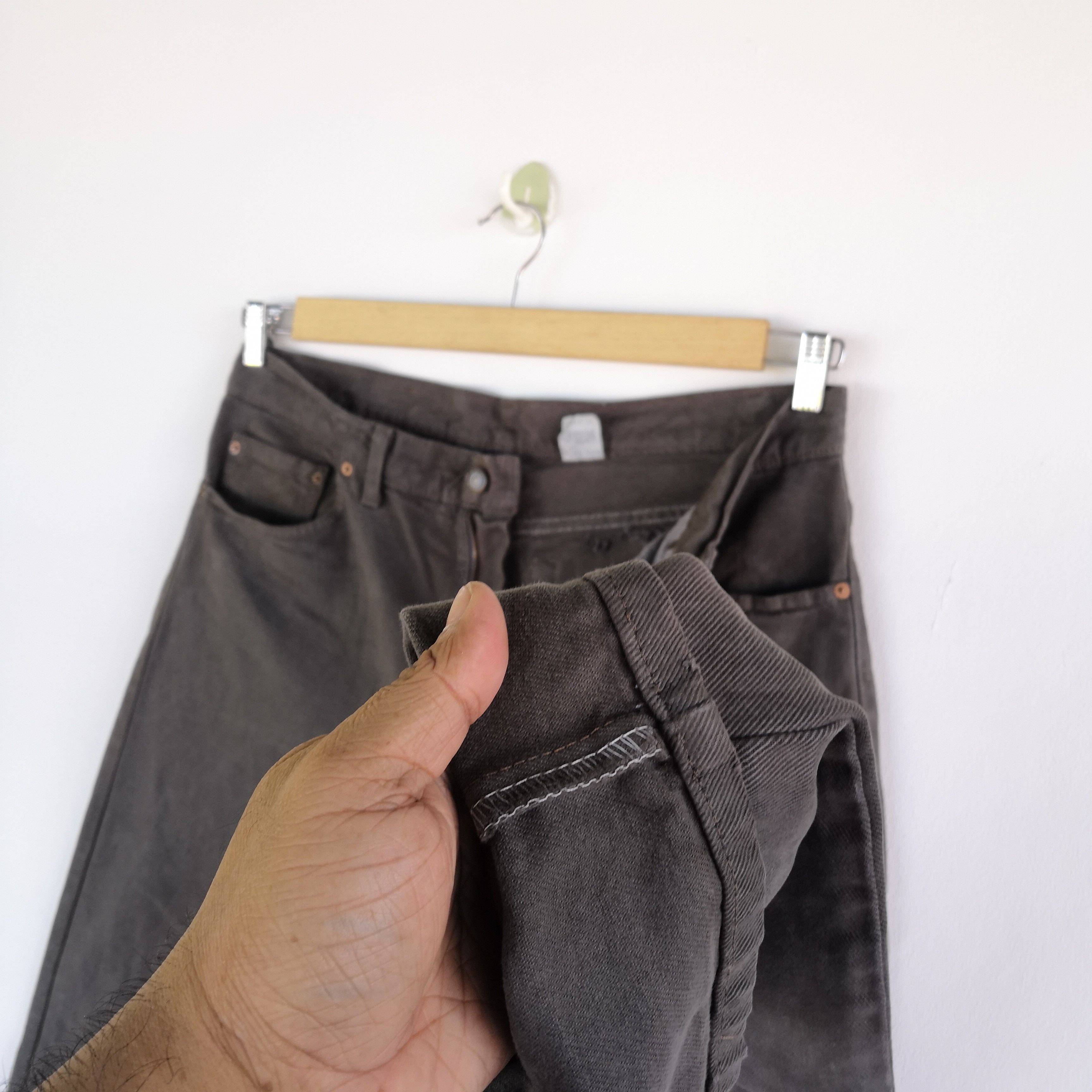 Levi's Vintage Levis Jeans Black Brown Baggy Lev's 550 Faded Denim Size US 36 / EU 52 - 11 Thumbnail