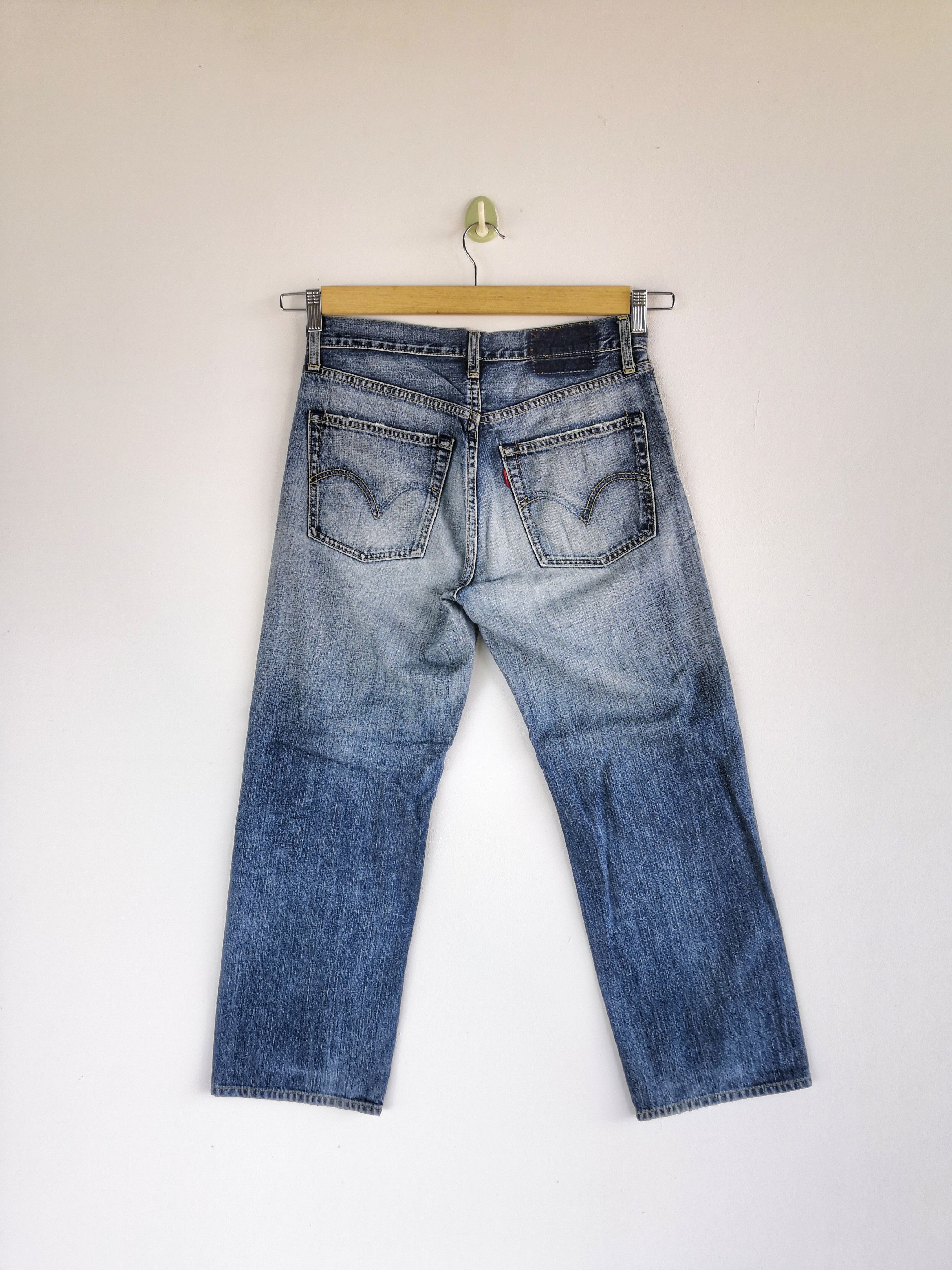 Levi's Vintage Levis Ripped Faded Jeans Levi's Distressed Denim Size 28" / US 6 / IT 42 - 2 Thumbnail
