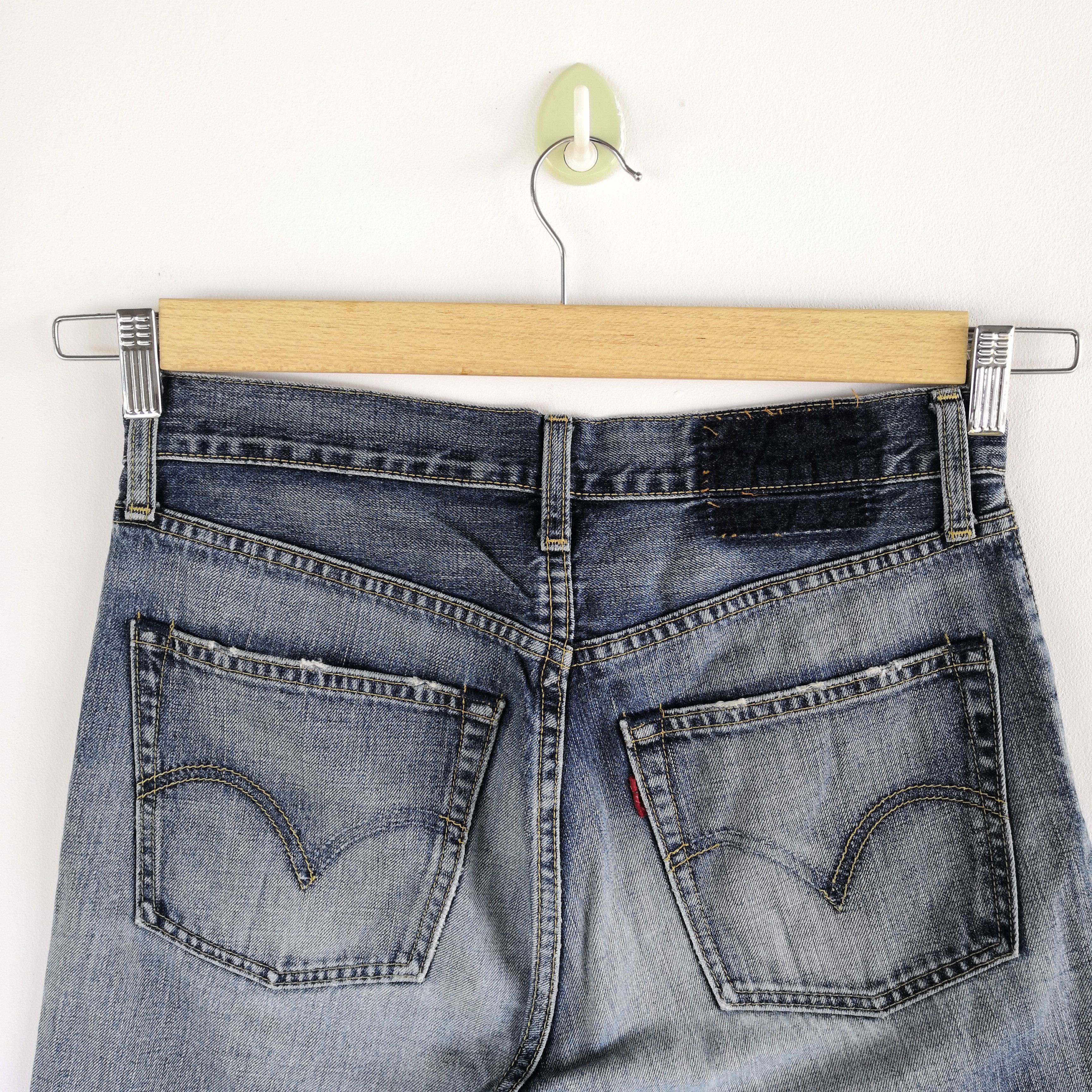 Levi's Vintage Levis Ripped Faded Jeans Levi's Distressed Denim Size 28" / US 6 / IT 42 - 6 Thumbnail