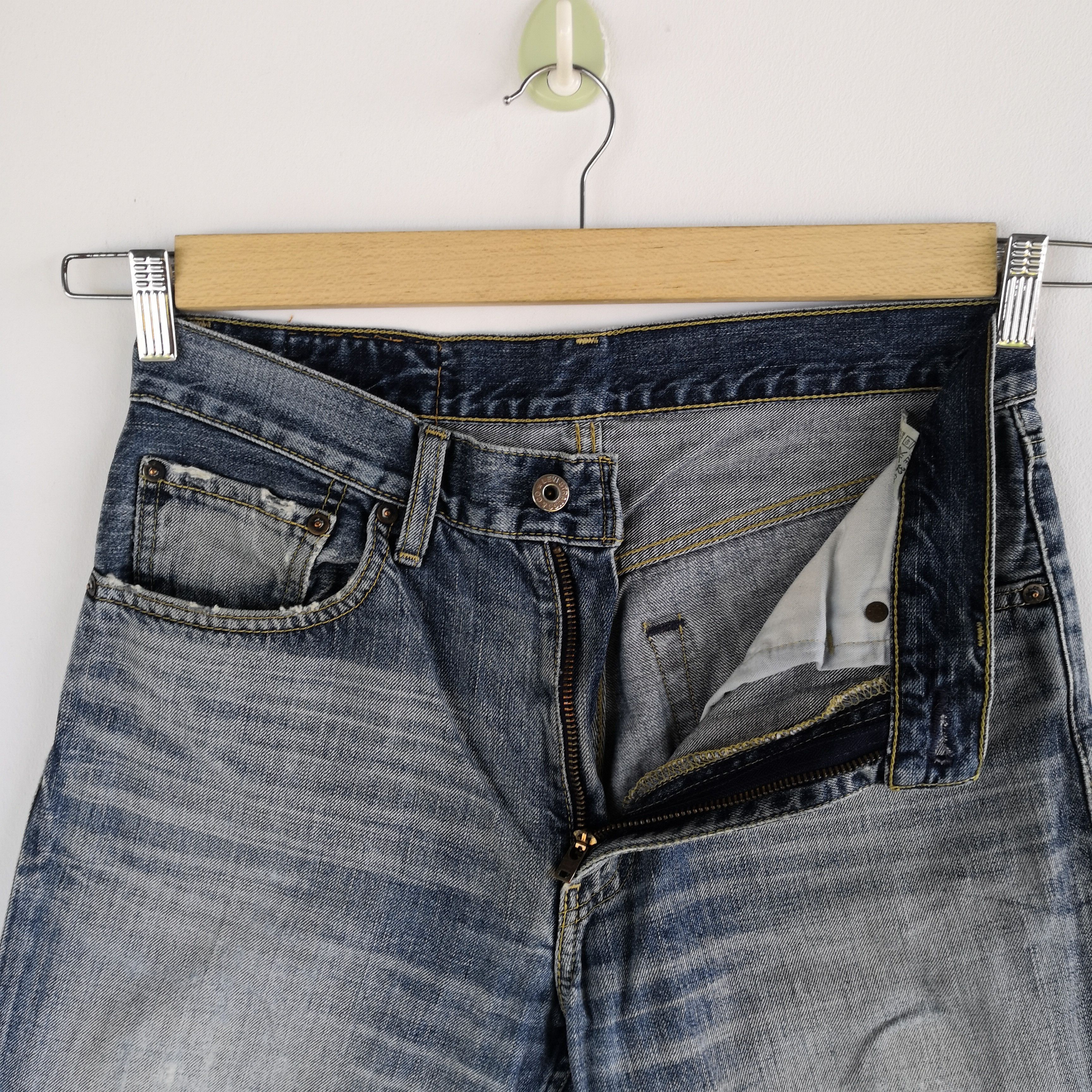 Levi's Vintage Levis Ripped Faded Jeans Levi's Distressed Denim Size 28" / US 6 / IT 42 - 10 Thumbnail