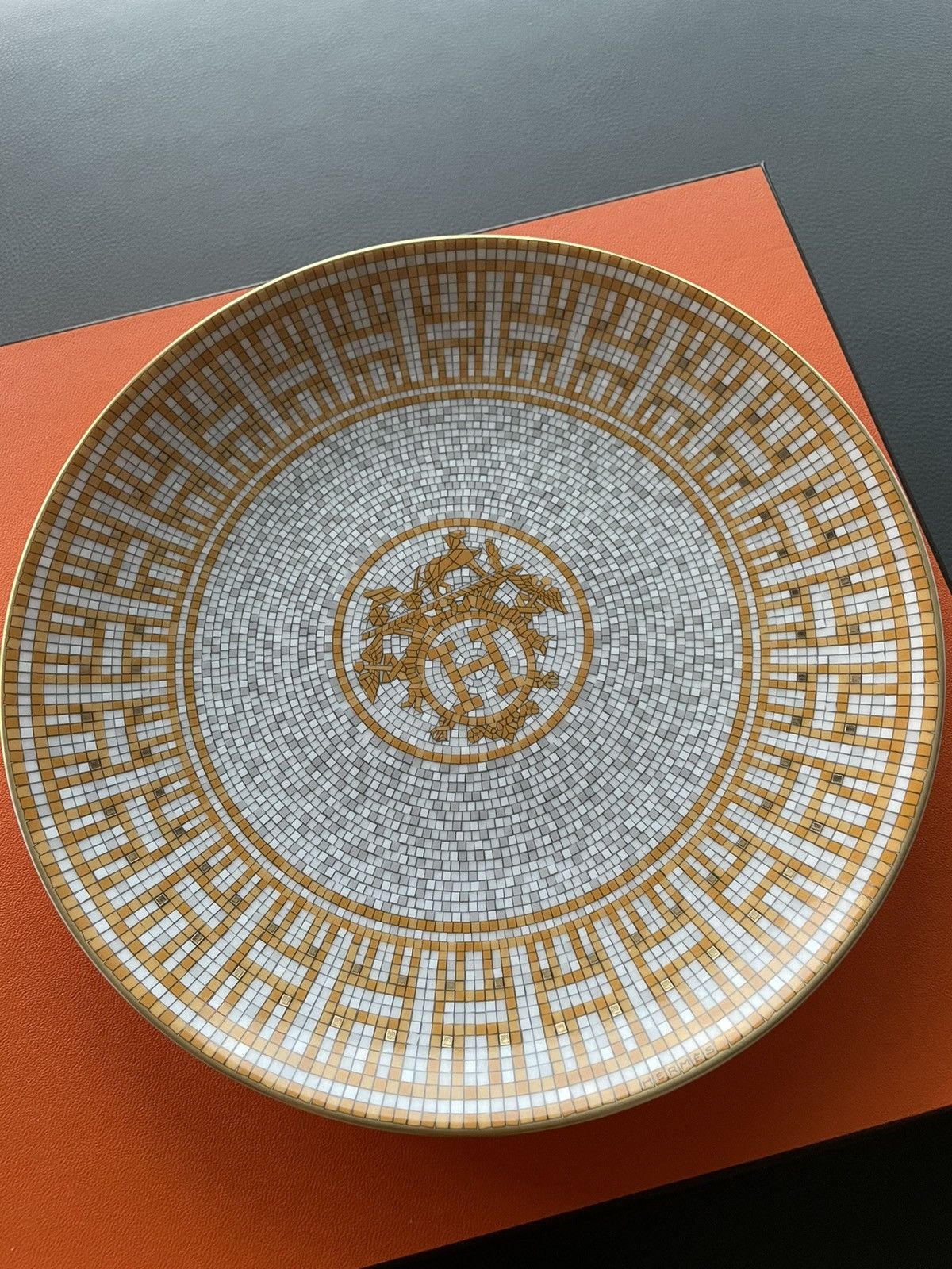 Hermes Iconic Classic Brand New Super Limited H Logo Mosaique Plate Size ONE SIZE - 11 Thumbnail
