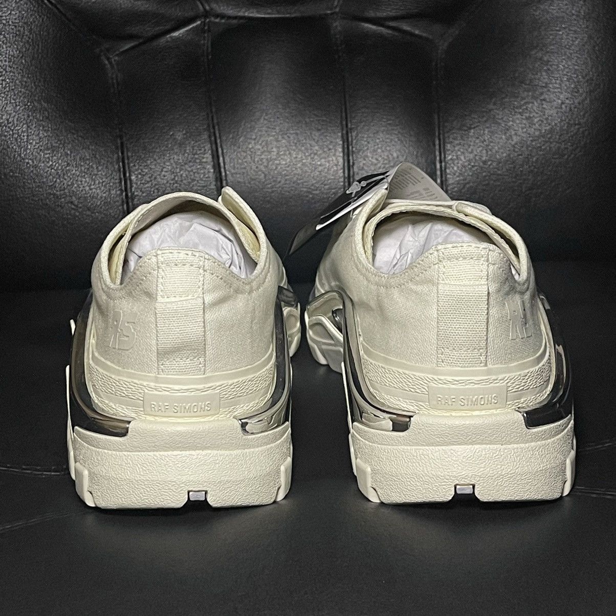 Adidas × Raf Simons Adidas Raf Simons Ozweego Detroit white Size US 10 / EU 43 - 2 Thumbnail