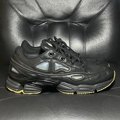 Raf simons discount ozweego 3 black