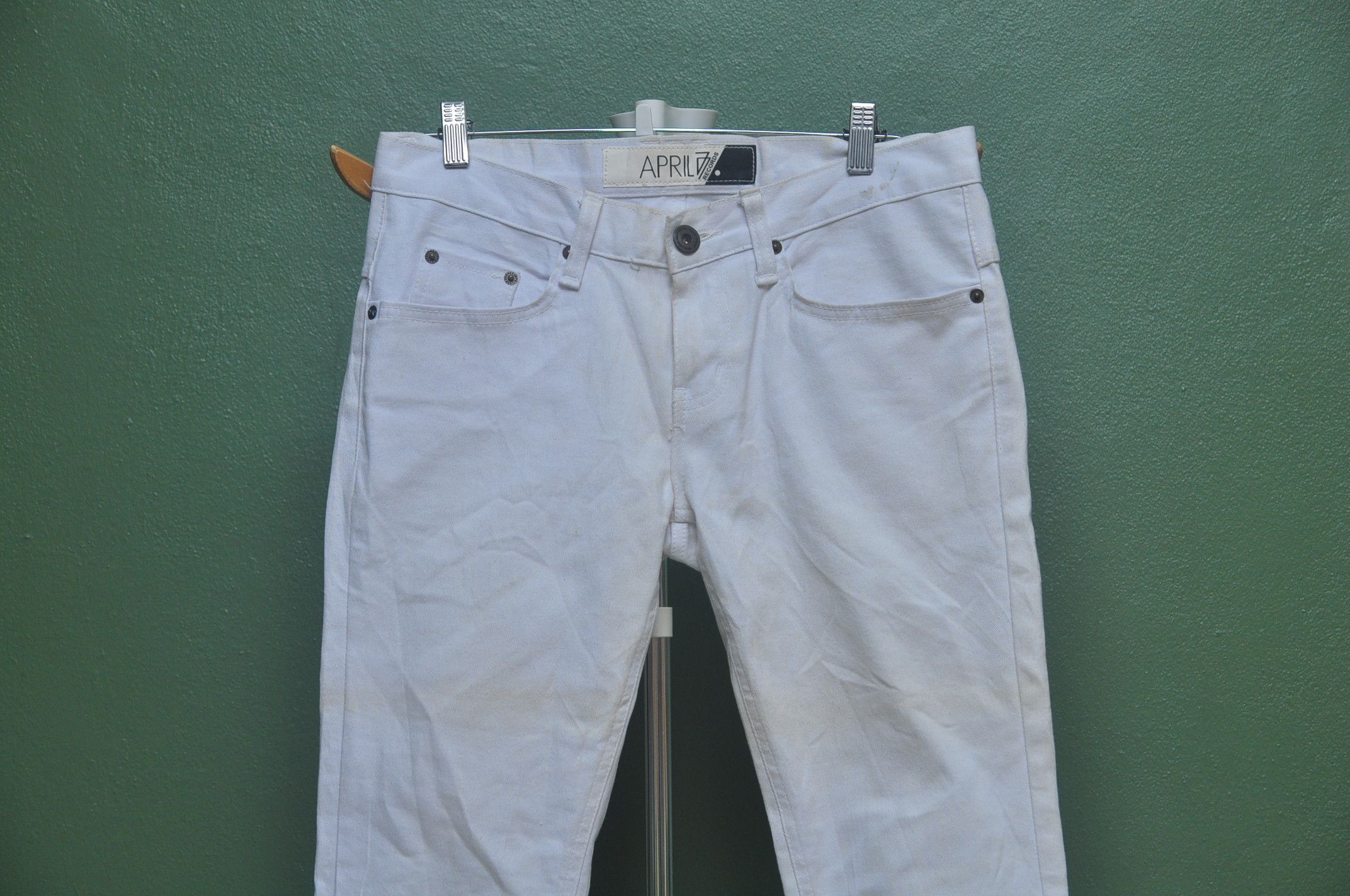 April 77 Vintage April 77 Joey Overdrive Off WHite Jeans Size US 32 / EU 48 - 2 Thumbnail