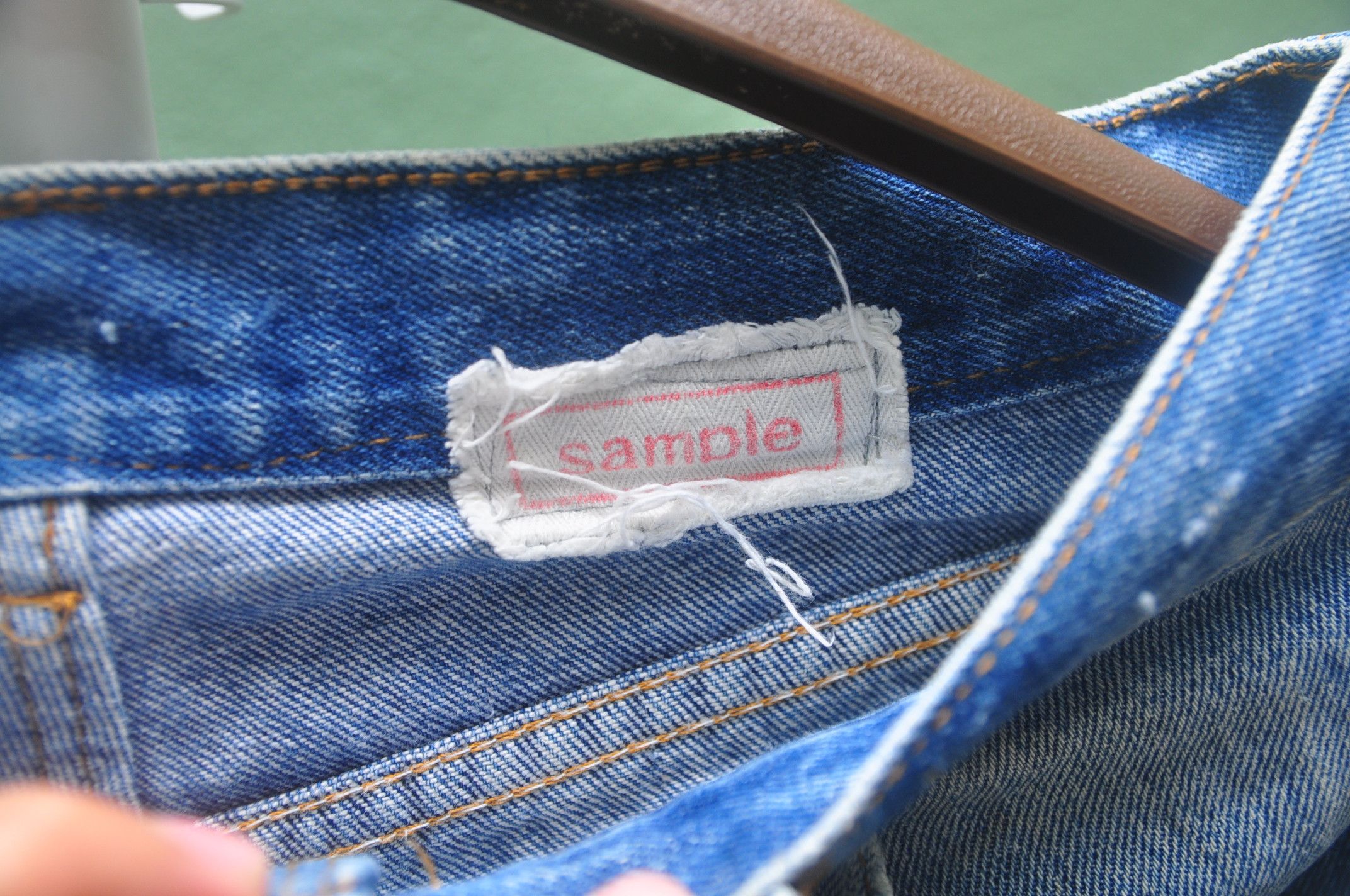 Japanese Brand × Vintage Vintage Levis Distressed Jeans Designer Fashion Style Size US 32 / EU 48 - 4 Thumbnail