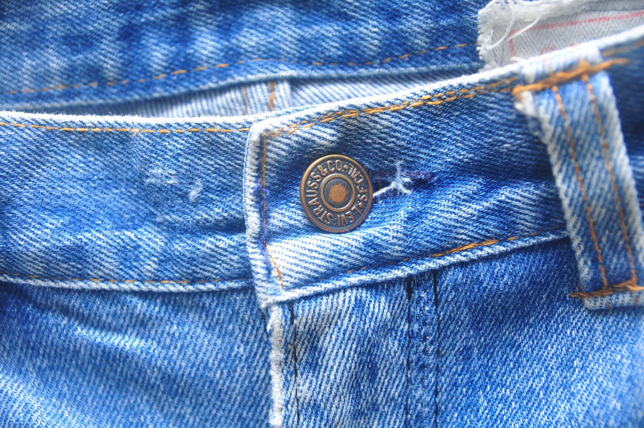 Japanese Brand × Vintage Vintage Levis Distressed Jeans Designer Fashion Style Size US 32 / EU 48 - 3 Thumbnail