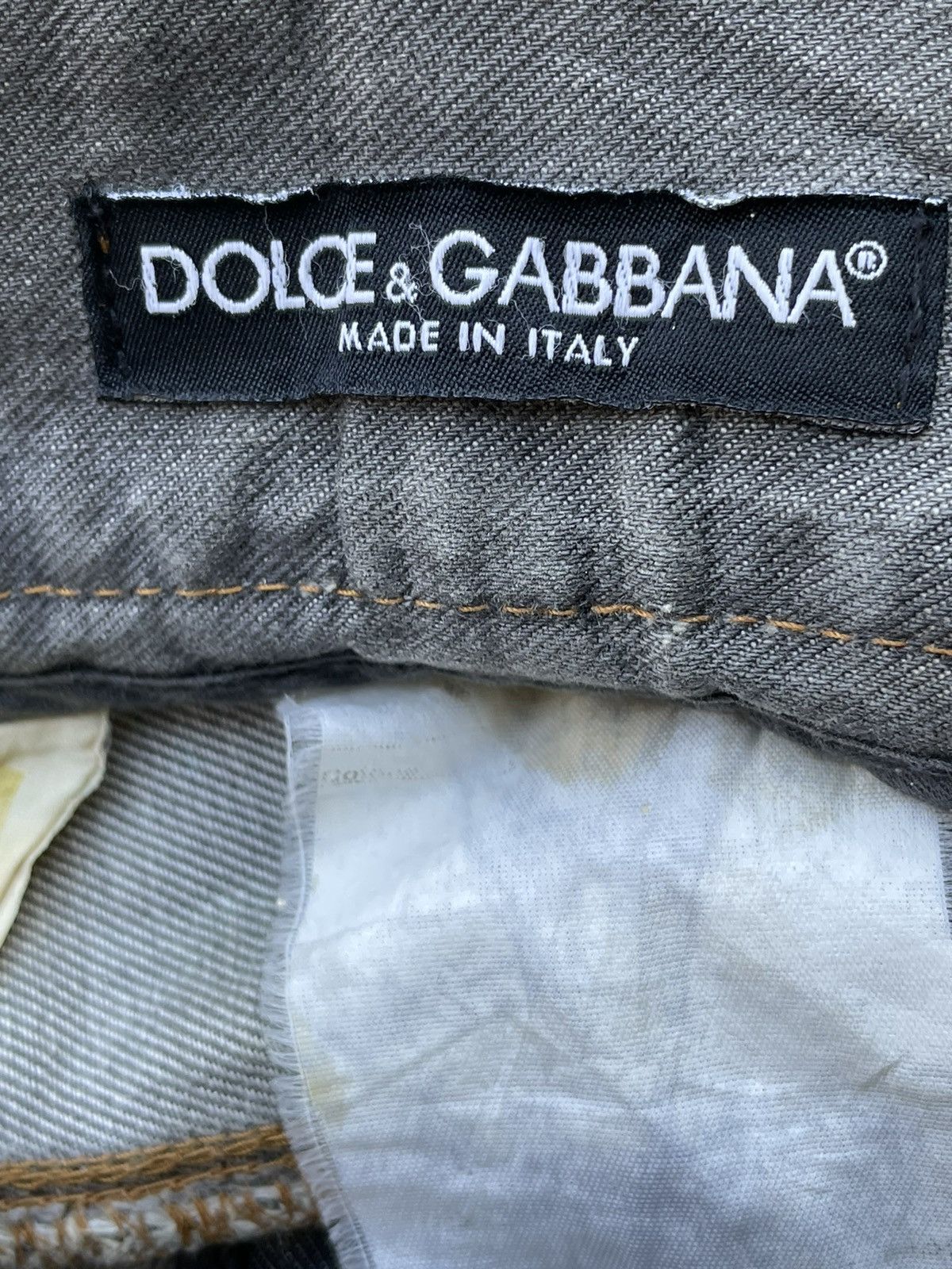 Designer Dolce & Gabbana 14 gold Vintage Aging faded Wash Denim Size US 34 / EU 50 - 18 Thumbnail