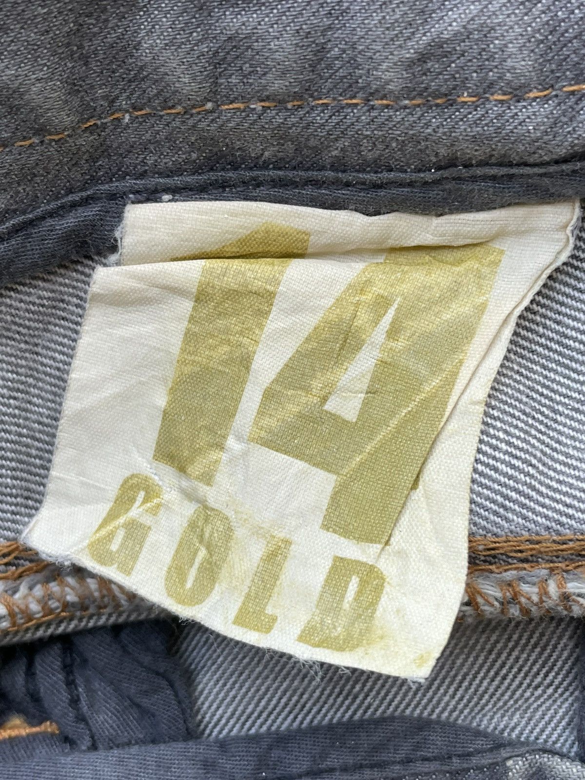 Designer Dolce & Gabbana 14 gold Vintage Aging faded Wash Denim Size US 34 / EU 50 - 17 Thumbnail