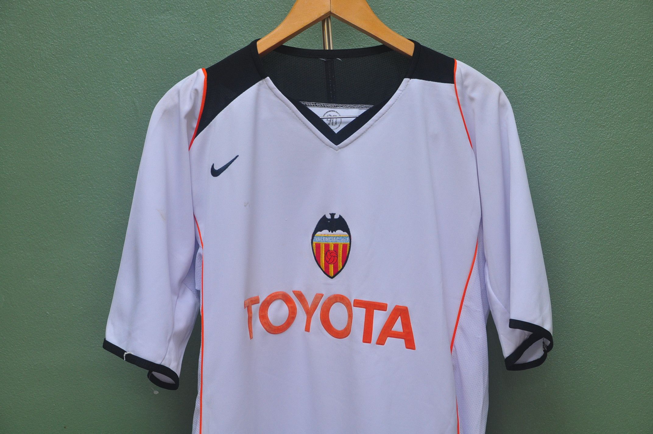 Designer × Japanese Brand × Nike Vintage Valencia Toyota Nike Total 90 2005-06 Jersey Size US XL / EU 56 / 4 - 3 Thumbnail