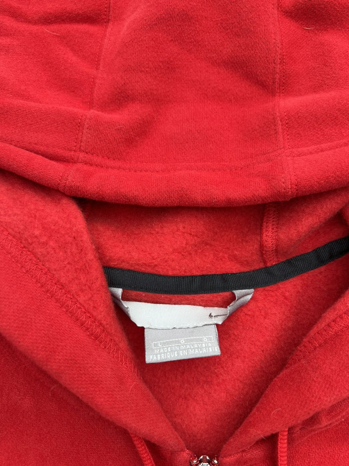 Nike × Vintage Vintage Y2K Nike Red Embroidered Soft Zip Hoodie Size US XXL / EU 58 / 5 - 3 Thumbnail