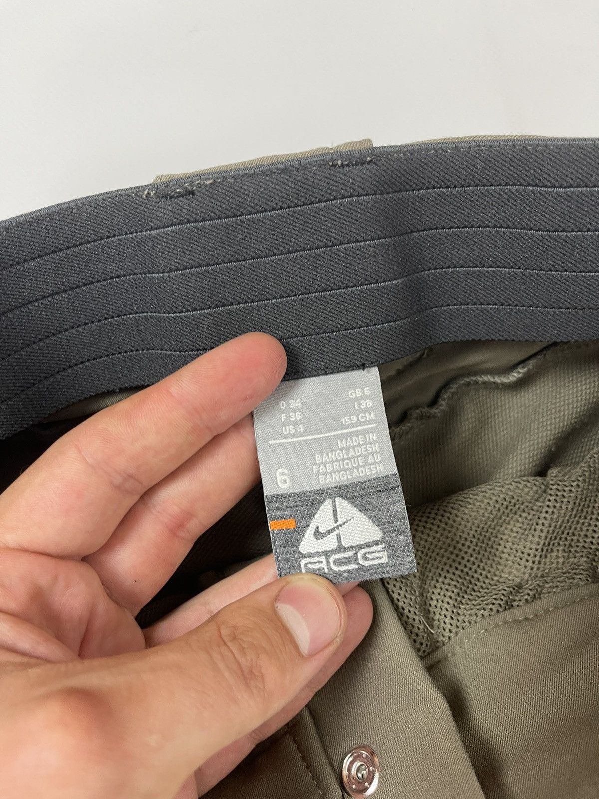 Nike ACG Nike ACG grey vintage y2k hiking outdoor pants Size 27" / US 4 / IT 40 - 9 Thumbnail