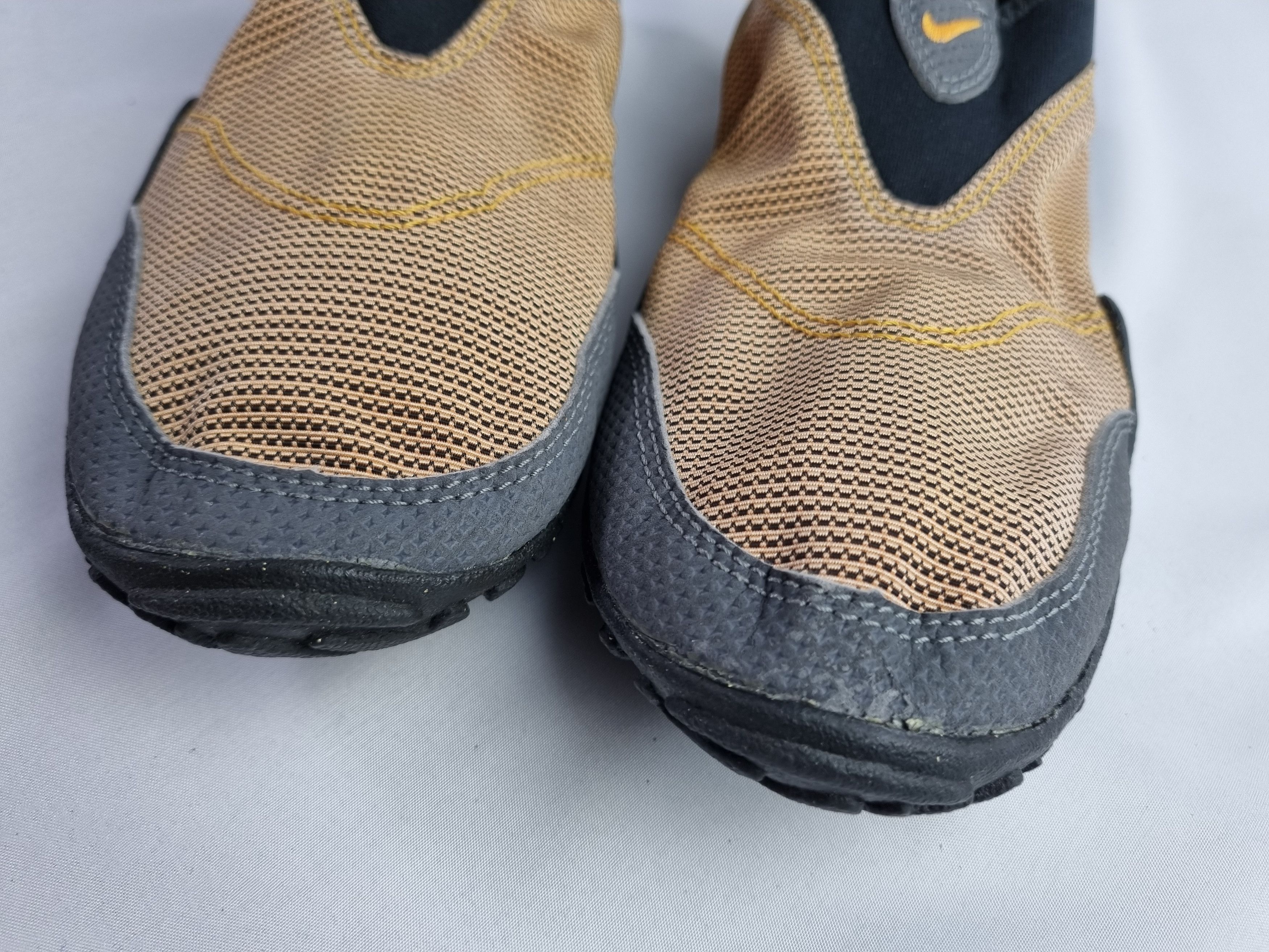Nike × Nike ACG × Vintage 90s NIKE ACG Terra Aqua Light Shocks Shoes Size US 6 / EU 39 - 16 Thumbnail