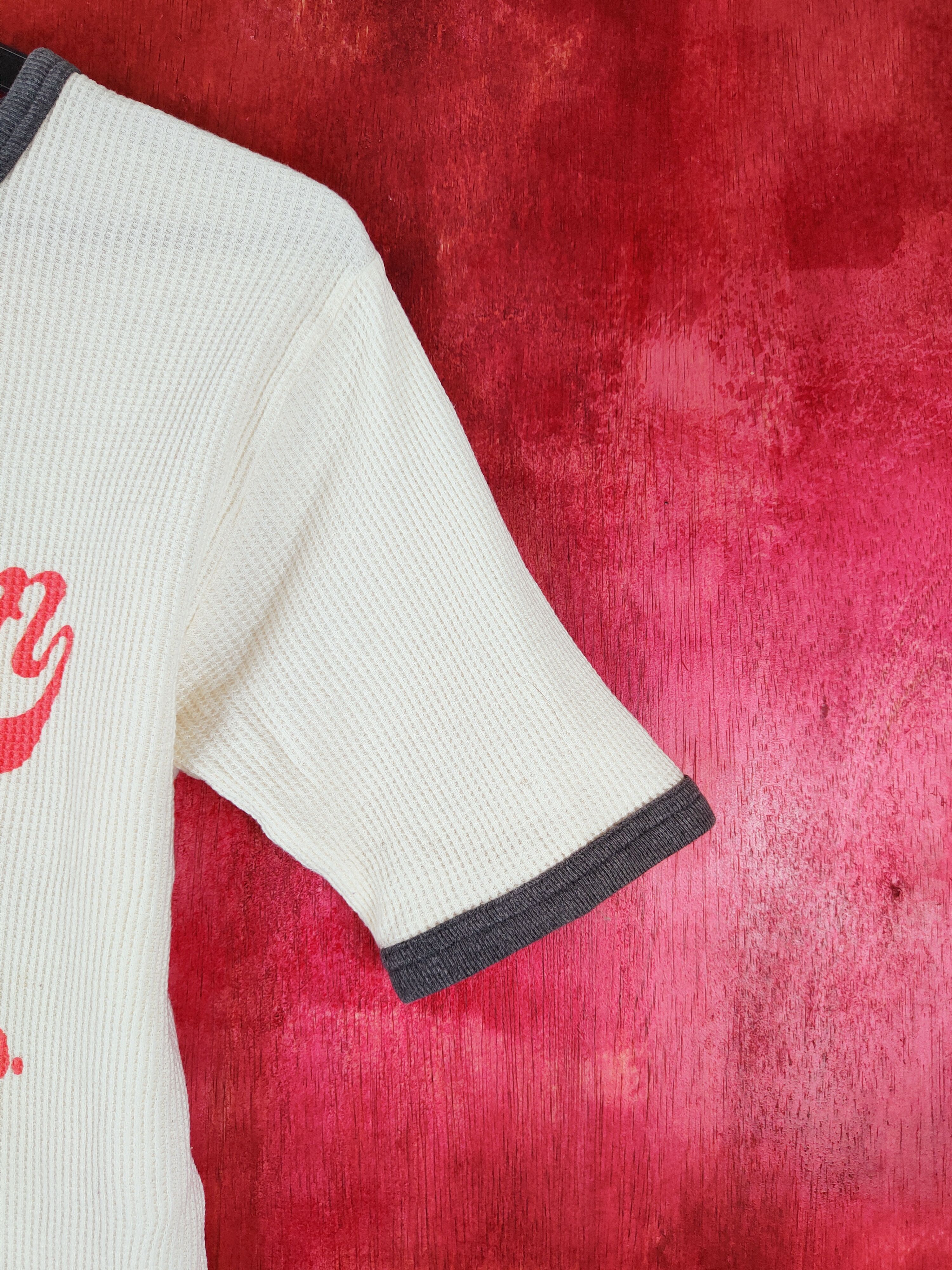 Indian Motorcycle Indian Motocycle vintage Cream Short Sleeve T-shirt #S707 Size L / US 10 / IT 46 - 7 Thumbnail
