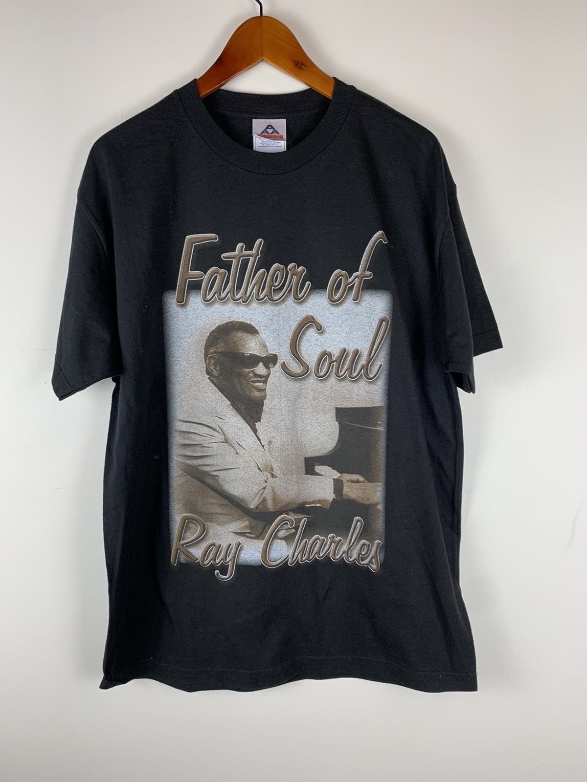 Vintage Vintage ray charles father of soul tee Size US L / EU 52-54 / 3 - 1 Thumbnail