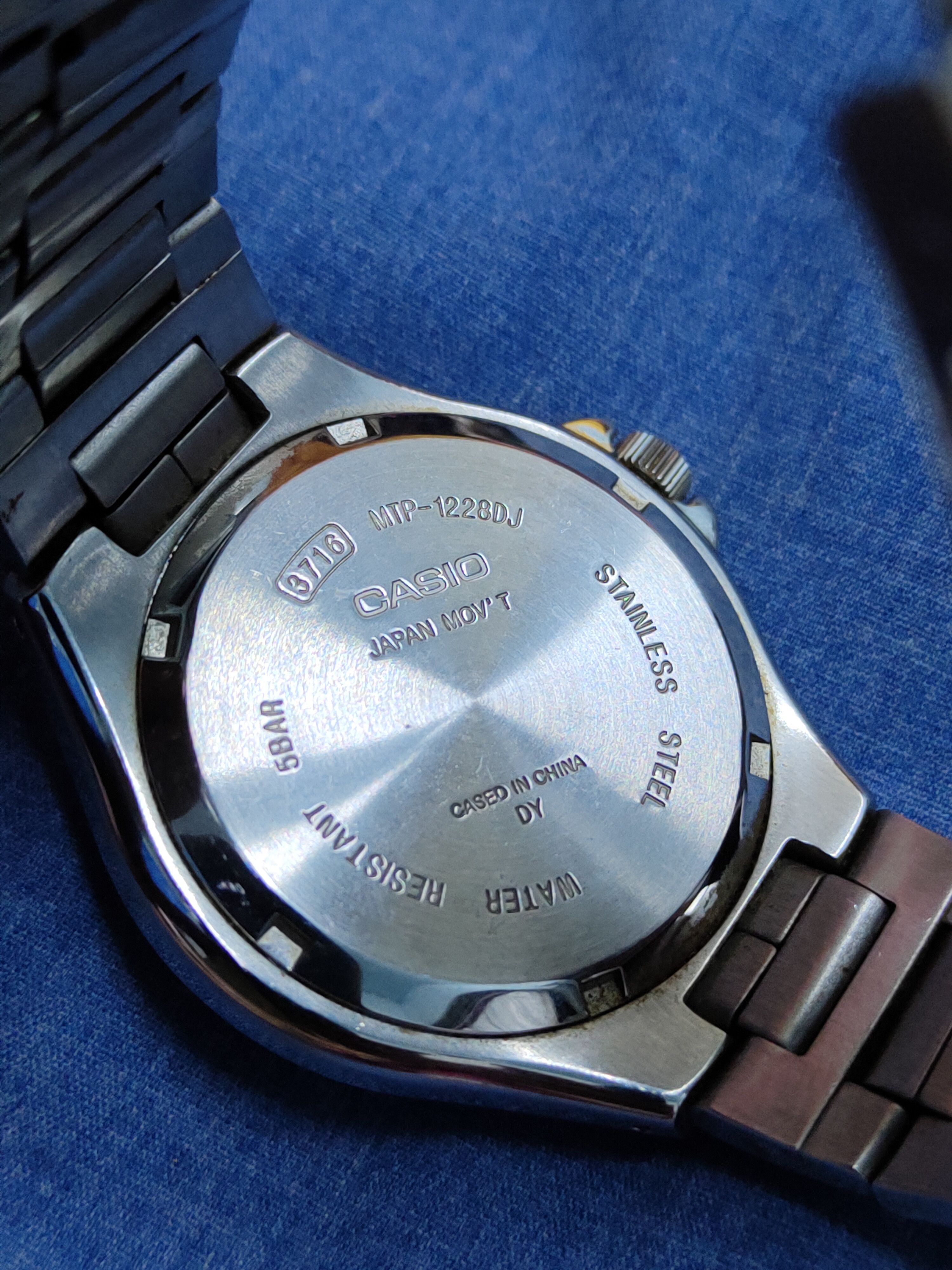 Casio Casio-Quartz Silver vintage Watch #J069S Size ONE SIZE - 9 Thumbnail