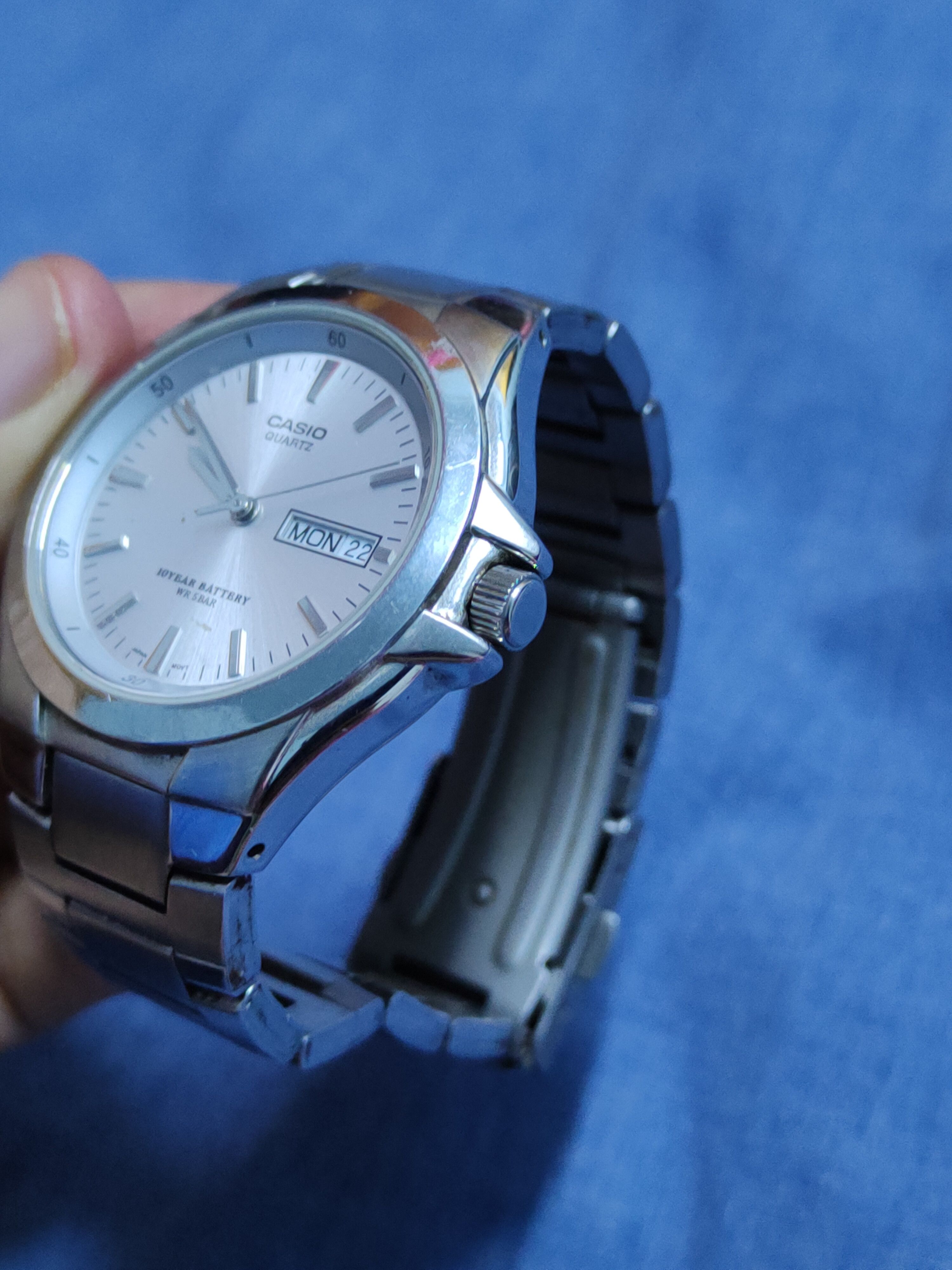 Casio Casio-Quartz Silver vintage Watch #J069S Size ONE SIZE - 4 Thumbnail