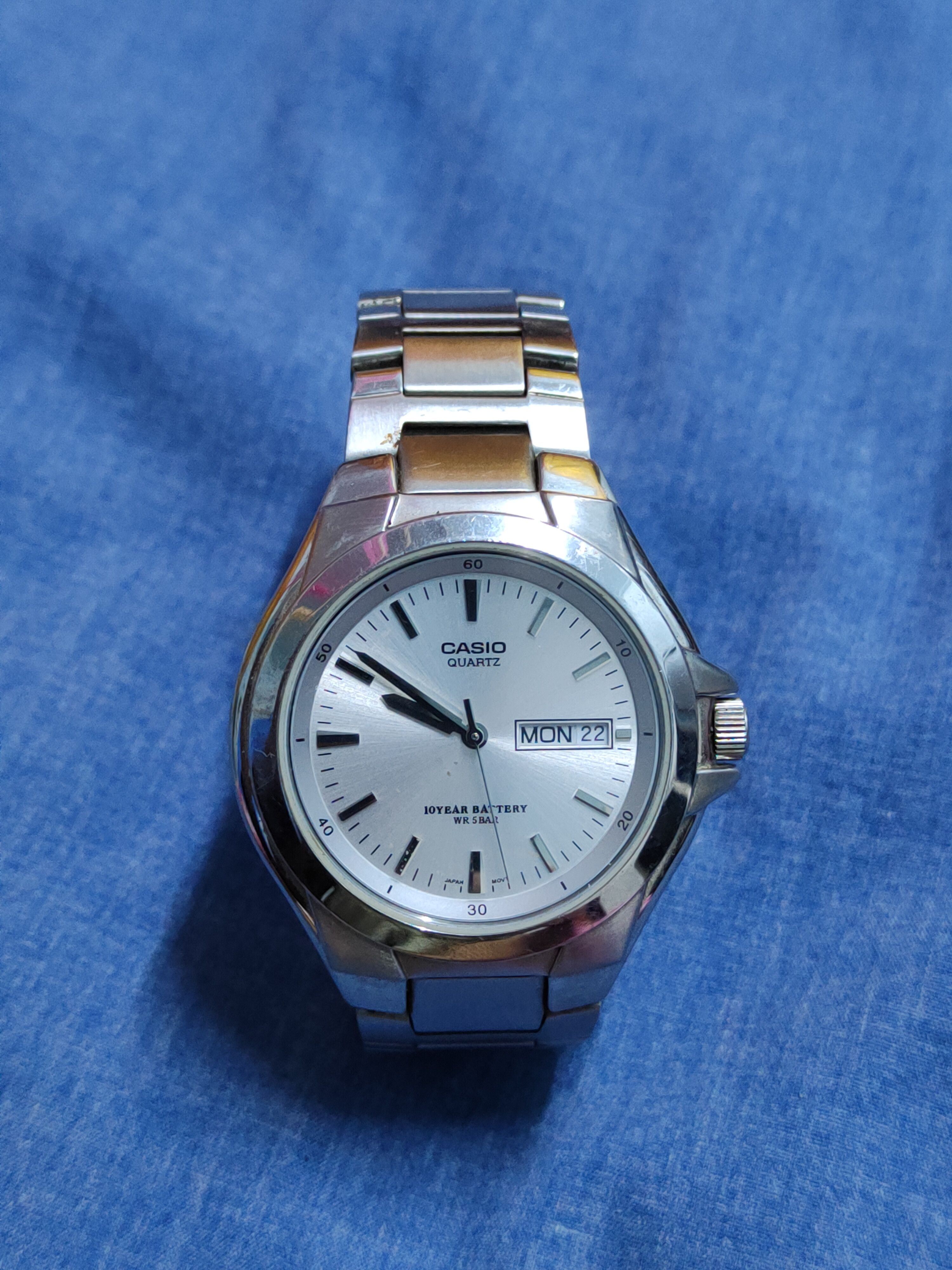 Casio Casio-Quartz Silver vintage Watch #J069S Size ONE SIZE - 1 Thumbnail