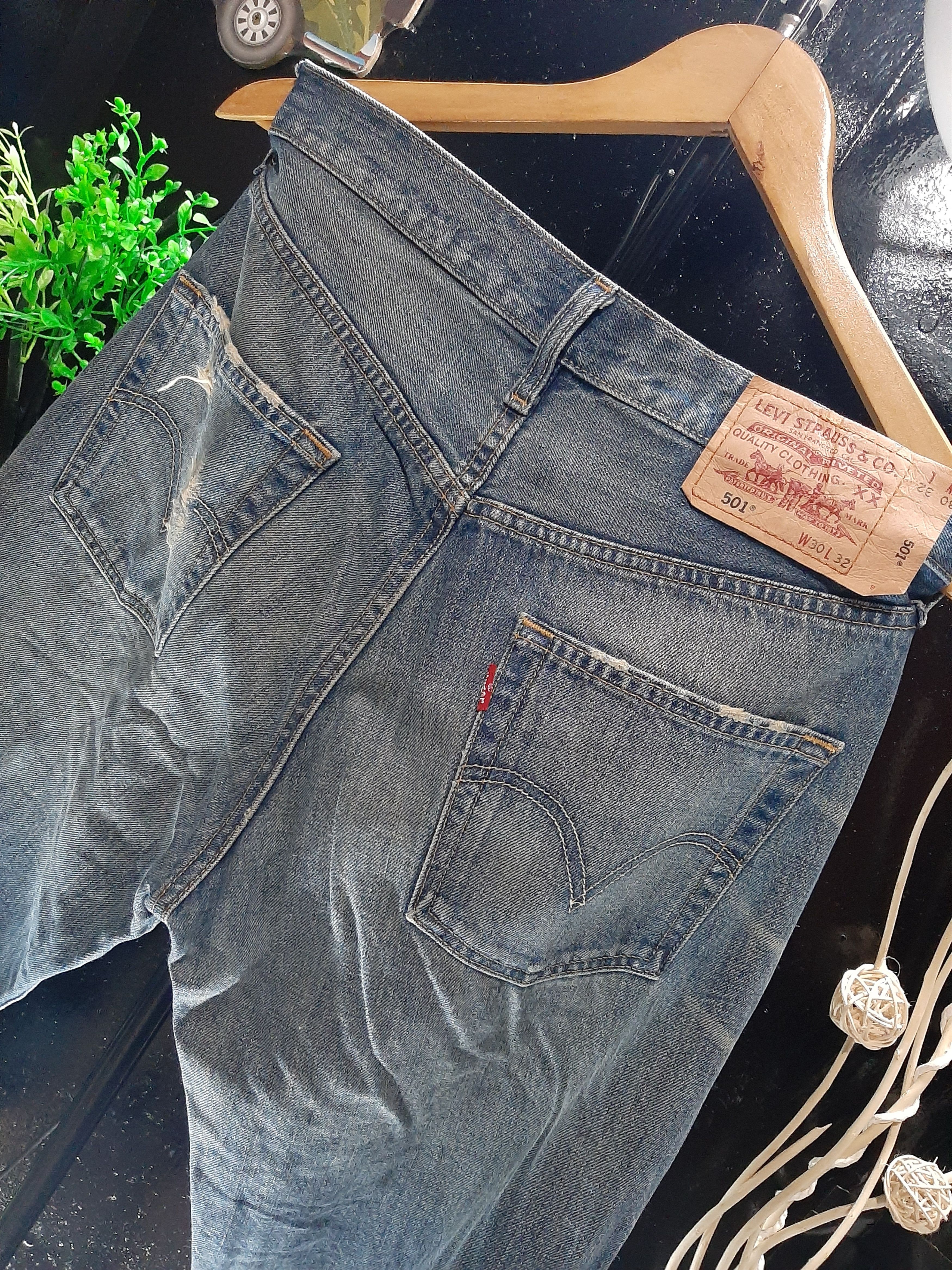 Levi's × Vintage VINTAGE 90s LEVI'S 501 DISTRESSED DENIM NICE STYLE Size US 30 / EU 46 - 2 Thumbnail
