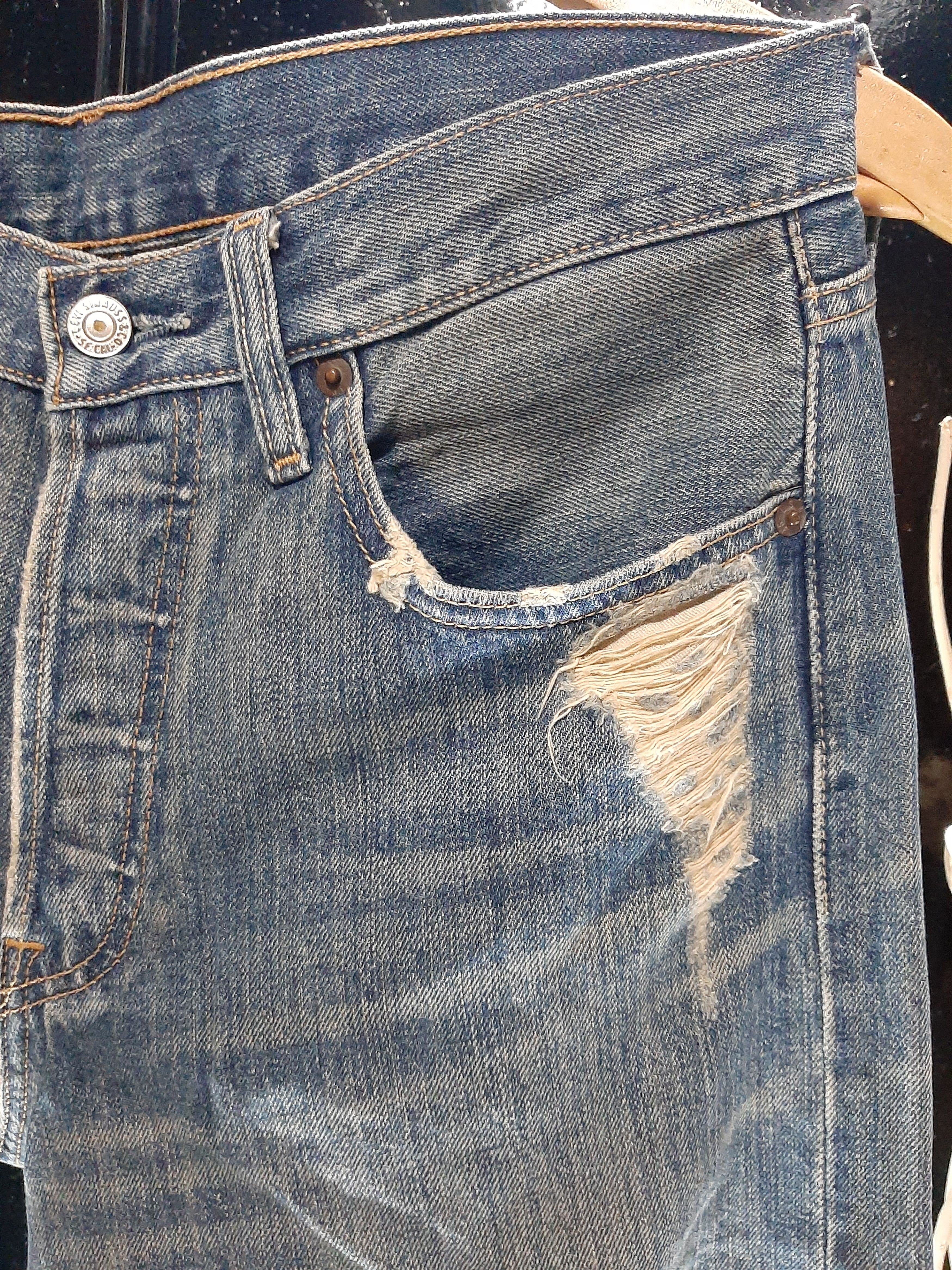 Levi's × Vintage VINTAGE 90s LEVI'S 501 DISTRESSED DENIM NICE STYLE Size US 30 / EU 46 - 12 Thumbnail