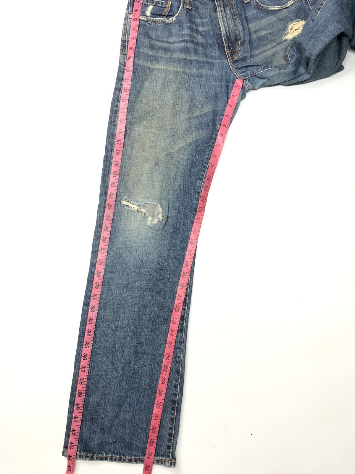 AG Adriano Goldschmied × Designer ADRIANO GOLDSCHMIED DISSTRESSED BLUE WASH DENIM Size US 32 / EU 48 - 18 Thumbnail