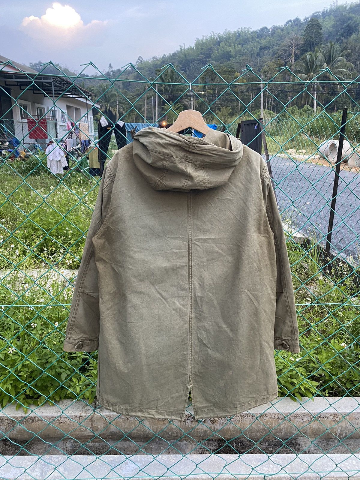 Japanese Brand Back Number M51 Sun Faded Fishtail Parka Size US M / EU 48-50 / 2 - 2 Thumbnail