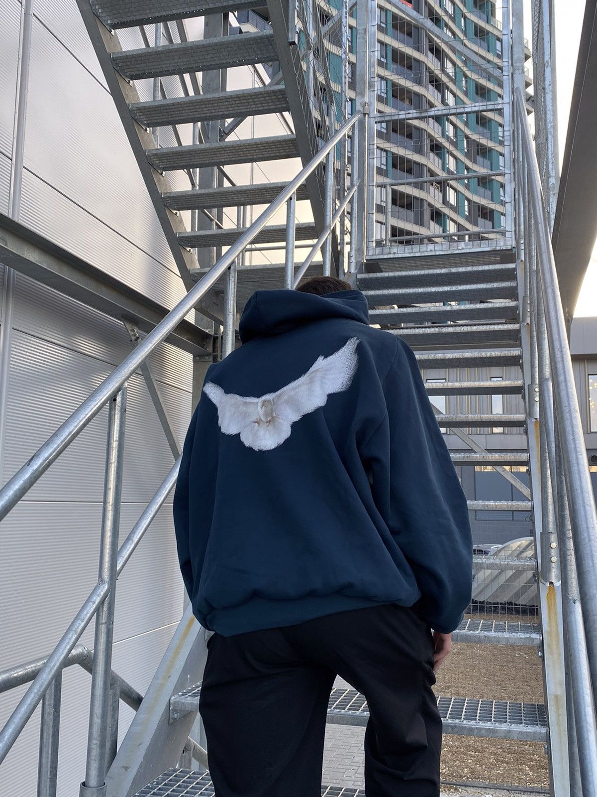 Gap × Yeezy NWT Yeezy Gap Dove Shrunken Hoodie by Balenciaga Size US XXL / EU 58 / 5 - 2 Thumbnail