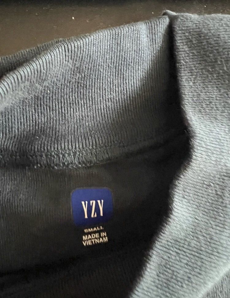 Gap × Yeezy NWT Yeezy Gap Dove No Seam Tee by Balenciaga Size US S / EU 44-46 / 1 - 5 Thumbnail