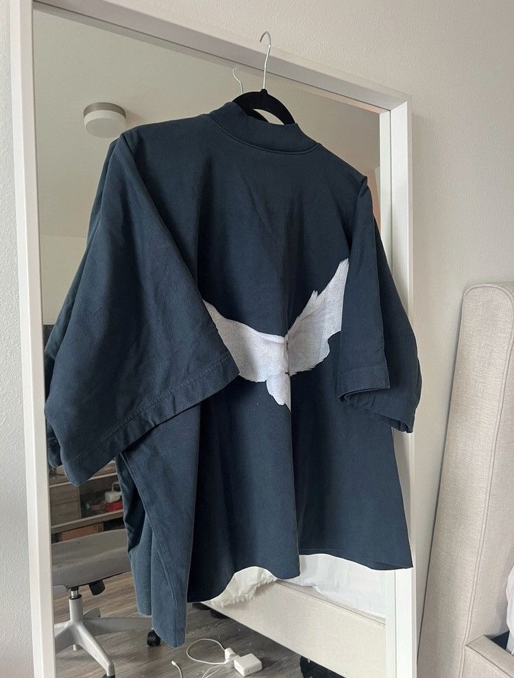 Gap × Yeezy NWT Yeezy Gap Dove No Seam Tee by Balenciaga Size US S / EU 44-46 / 1 - 1 Thumbnail