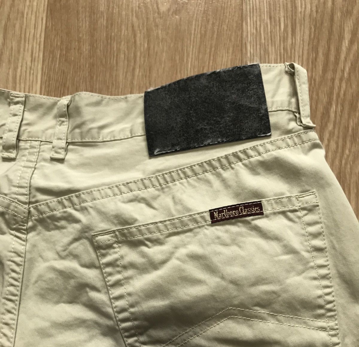 Marlboro Vintage Marlboro Classics Jeans Pasadena 301 Comfort Pants Size US 36 / EU 52 - 10 Thumbnail