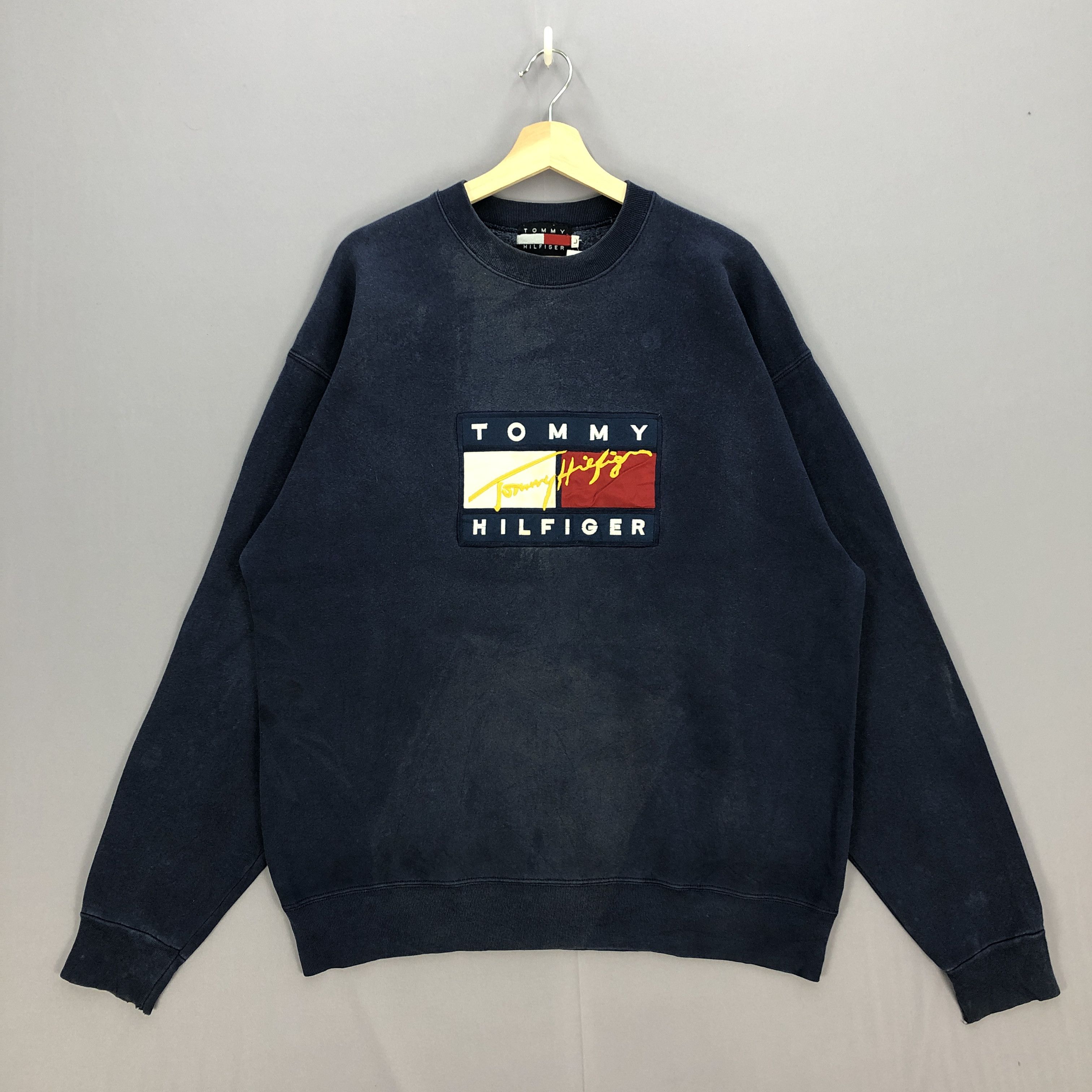 Vintage tommy crewneck sales