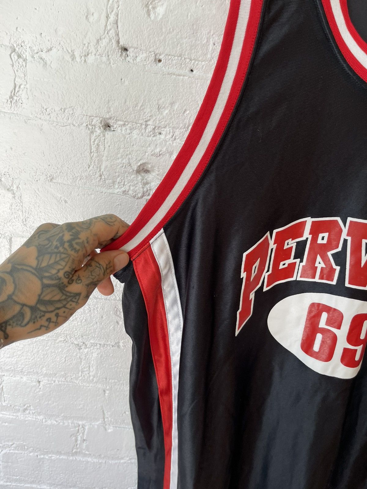Pervert Vintage 90s PERVERT Jersey Pornstar 69 Shirt Size US XL / EU 56 / 4 - 3 Thumbnail