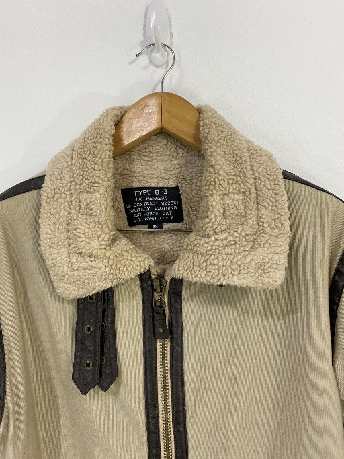 Vintage B-3 Jacket Military Design Nice Design Size US M / EU 48-50 / 2 - 4 Thumbnail