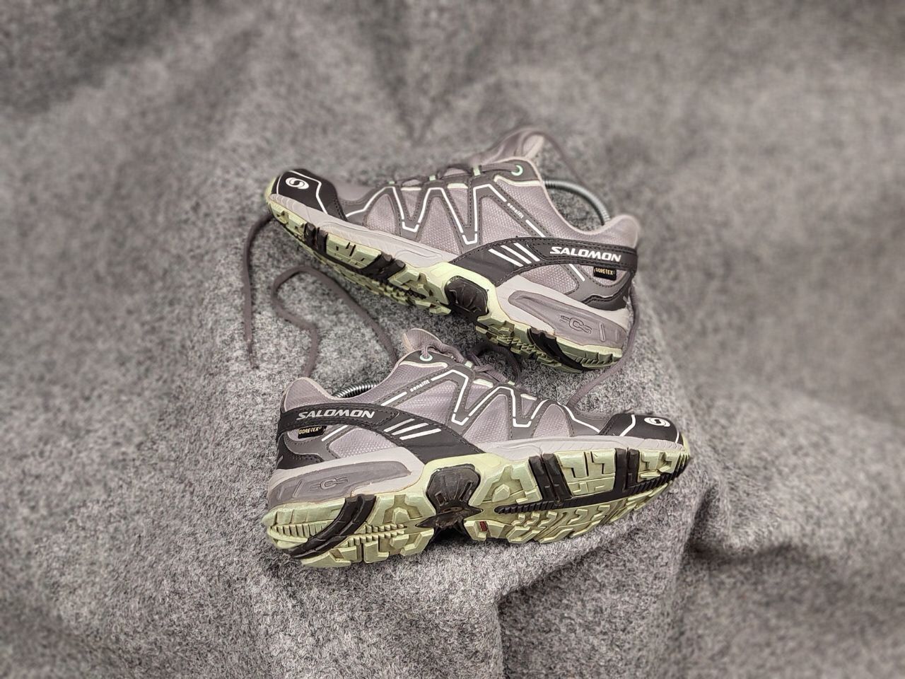 Salomon × Vintage Rare Vintage Salomon Caliber GoreTex Gray SCS Trail Sneakers Size US 7.5 / EU 40-41 - 2 Thumbnail
