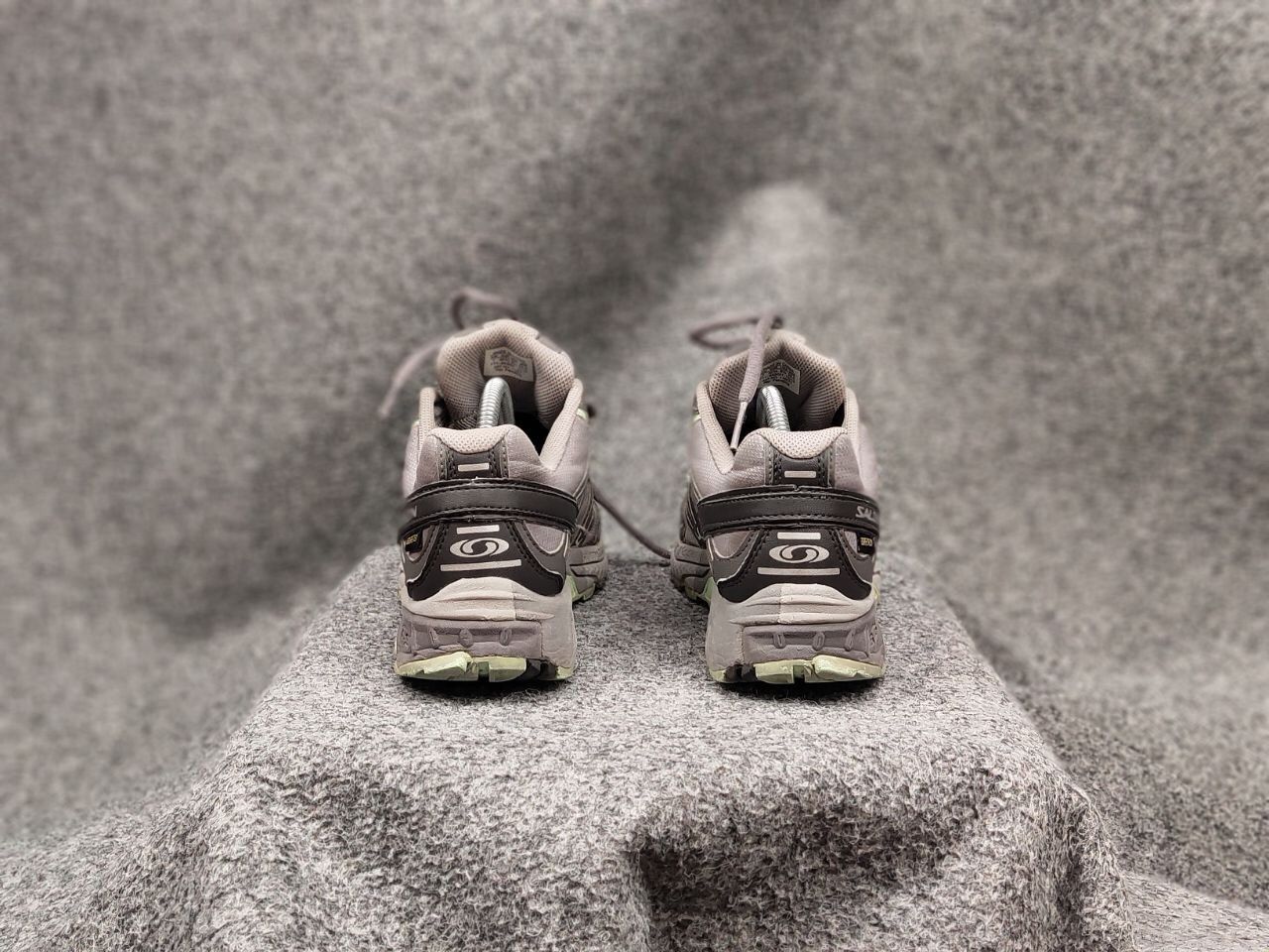 Salomon × Vintage Rare Vintage Salomon Caliber GoreTex Gray SCS Trail Sneakers Size US 7.5 / EU 40-41 - 12 Thumbnail