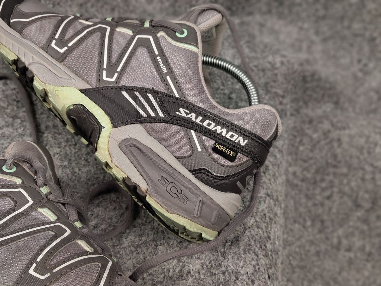 Salomon × Vintage Rare Vintage Salomon Caliber GoreTex Gray SCS Trail Sneakers Size US 7.5 / EU 40-41 - 4 Thumbnail